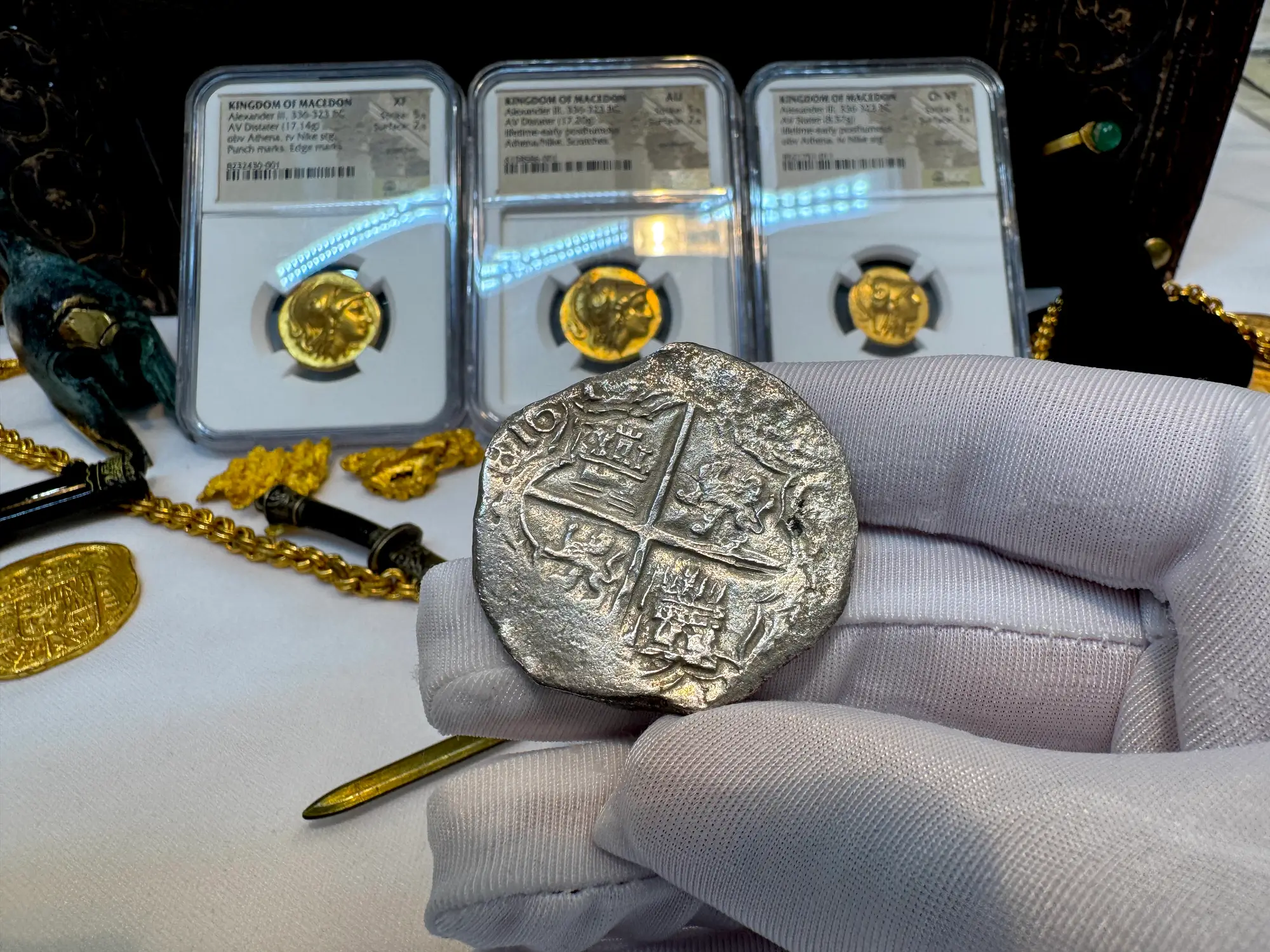 Bolivia 8 Reales 1618-21 "Partial Date- Atocha 1622 Shipwreck" Grade 2 7