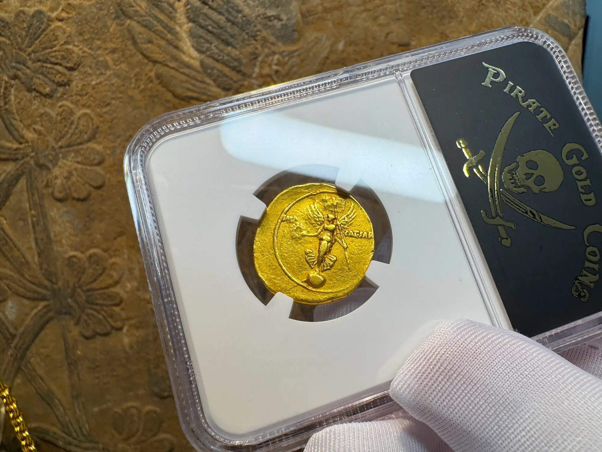 Roman Empire "Octavian" 30BC Aureus NGC VF 5x2 3