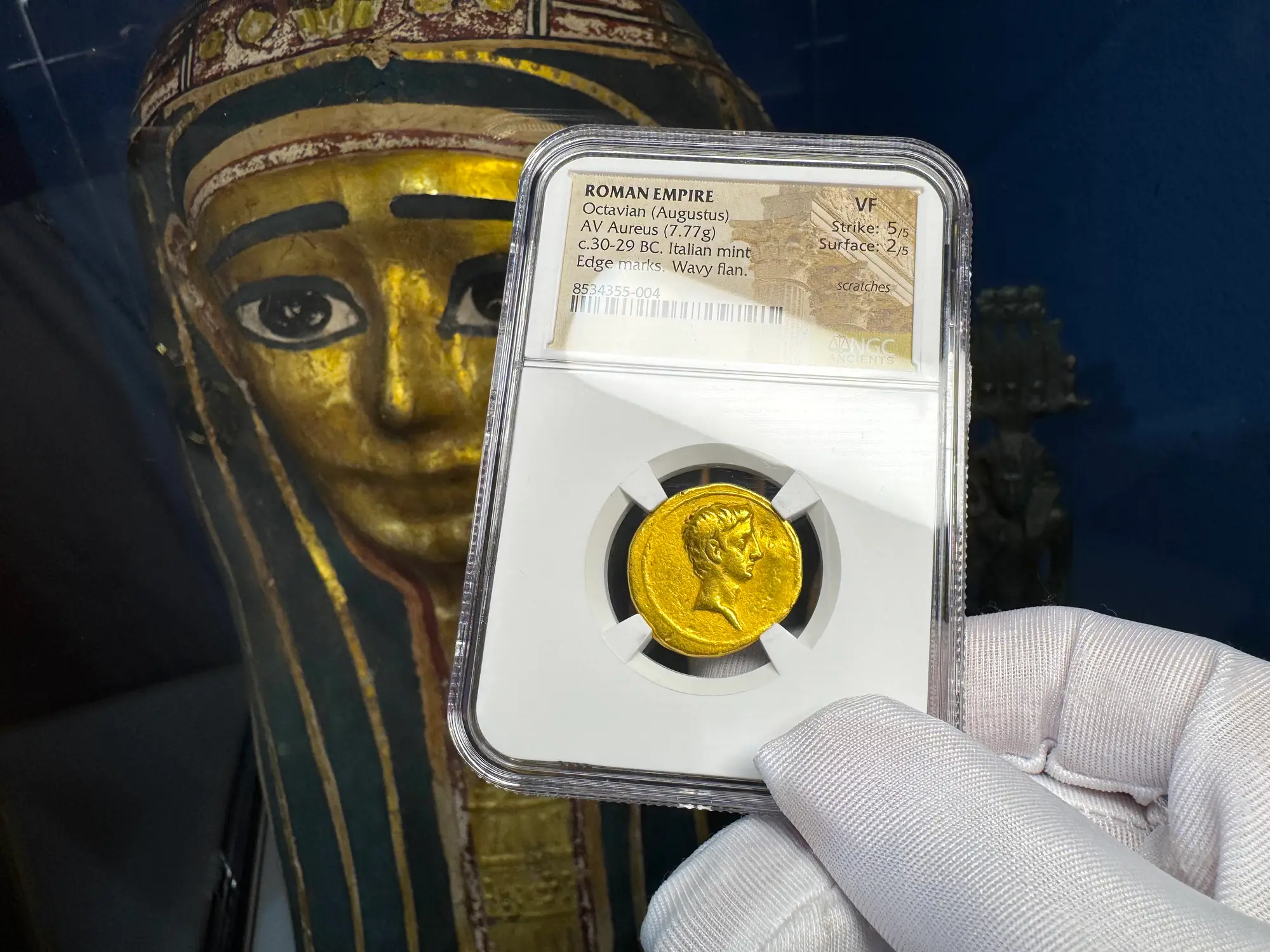 Roman Empire "Octavian" 30BC Aureus NGC VF 5x2 18