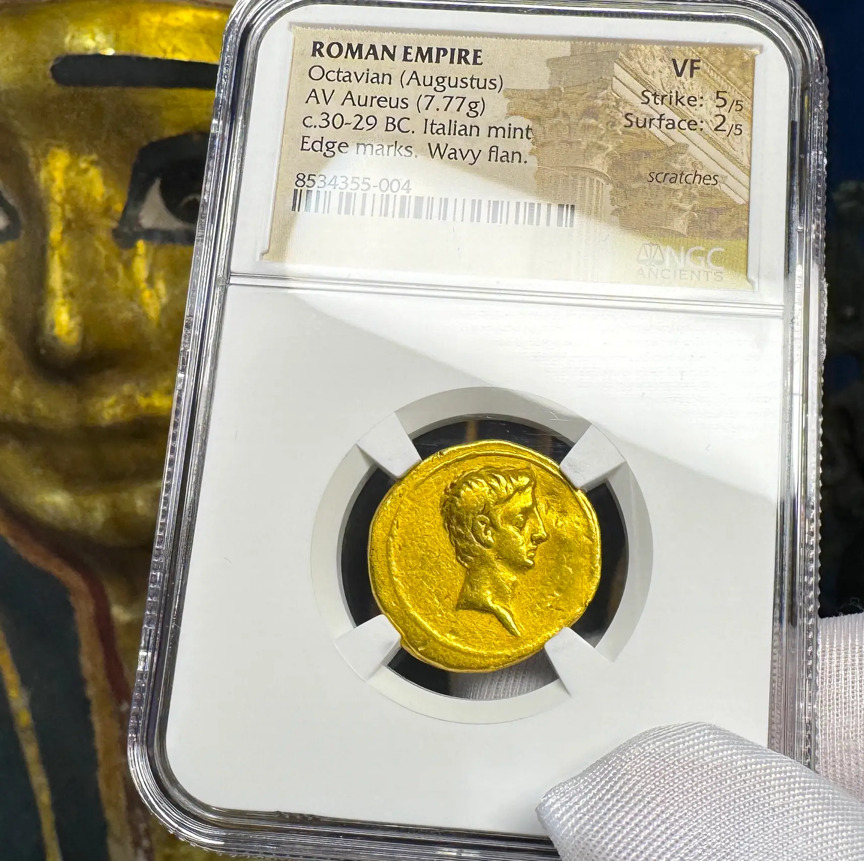 Roman Empire "Octavian" 30BC Aureus NGC VF 5x2