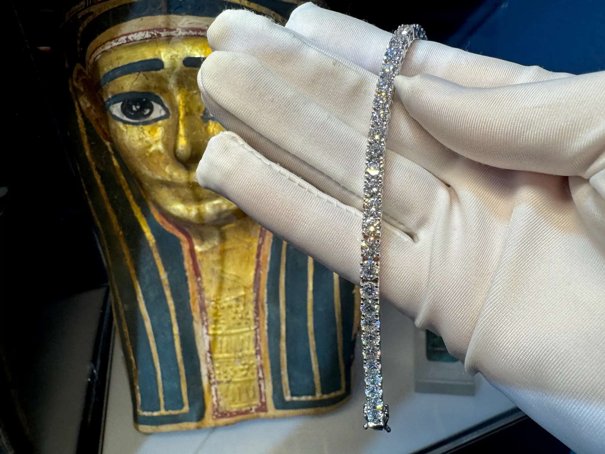 Diamond Tennis Bracelet D Color VVS2 Weight 14.43ct