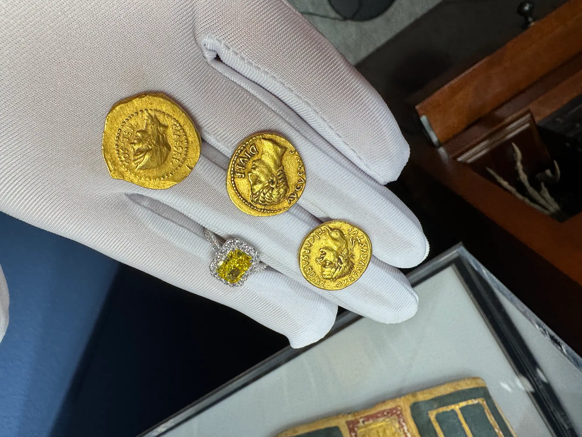 Lab Grown Fancy Yellow Diamond Ring 2CT VVS1 21