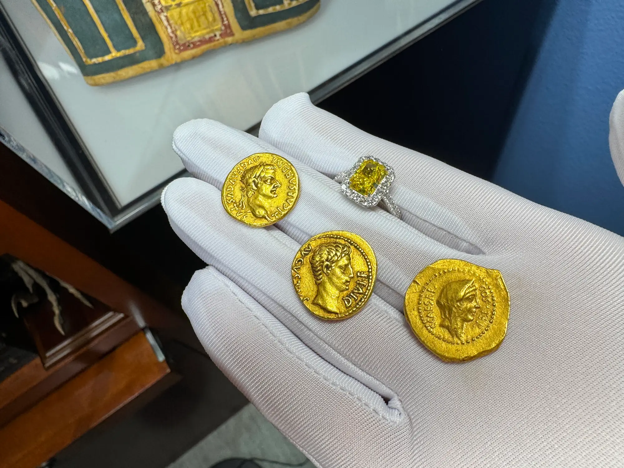 Lab Grown Fancy Yellow Diamond Ring 2CT VVS1 22