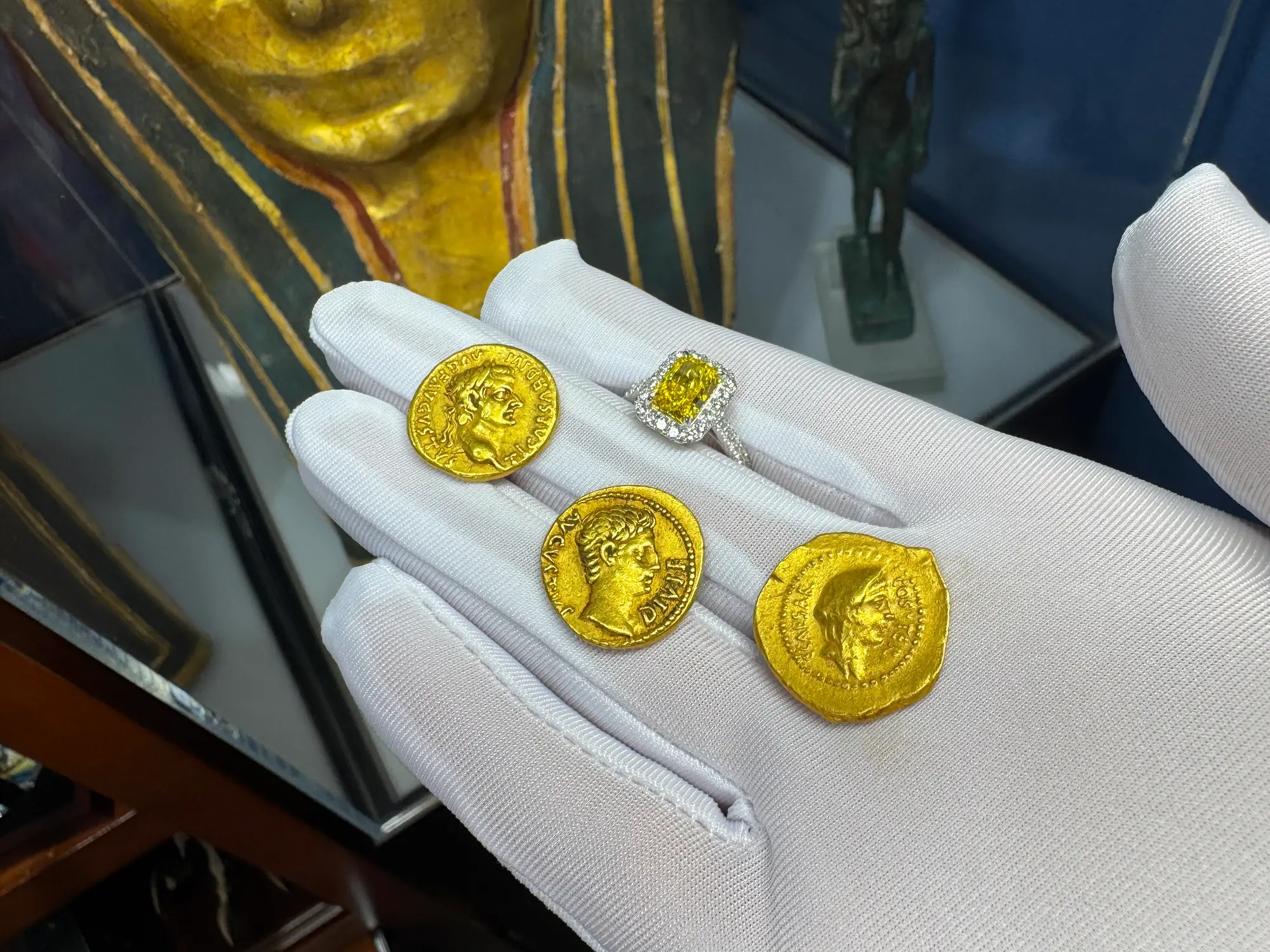 Lab Grown Fancy Yellow Diamond Ring 2CT VVS1 26