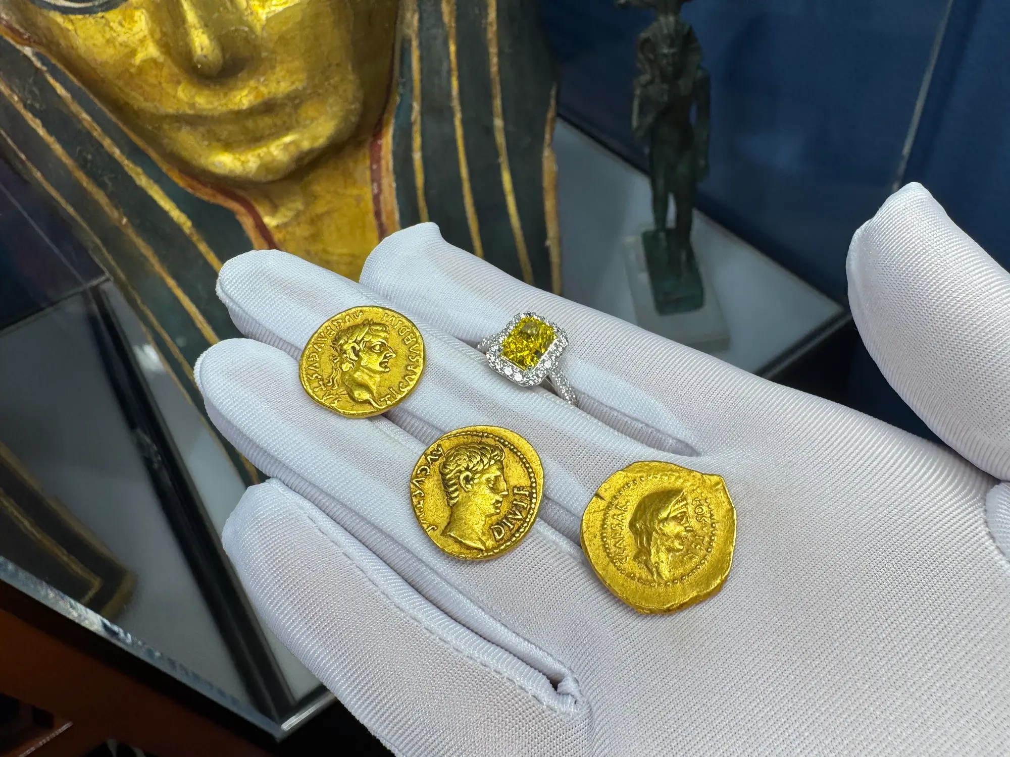 Lab Grown Fancy Yellow Diamond Ring 2CT VVS1 29