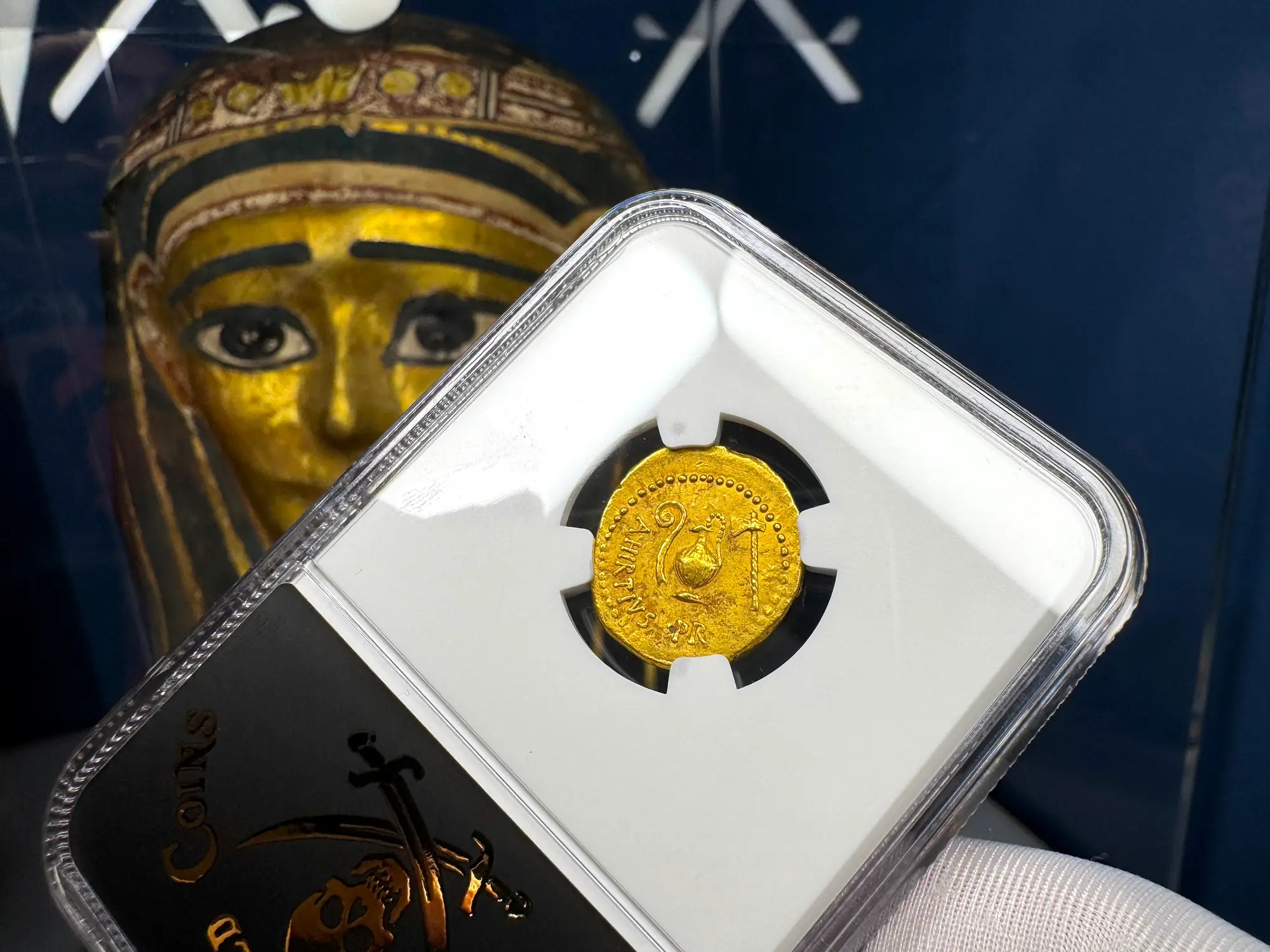 Roman Imperatorial "Julius Caesar" 1st of 12 Caesars NGC XF 10