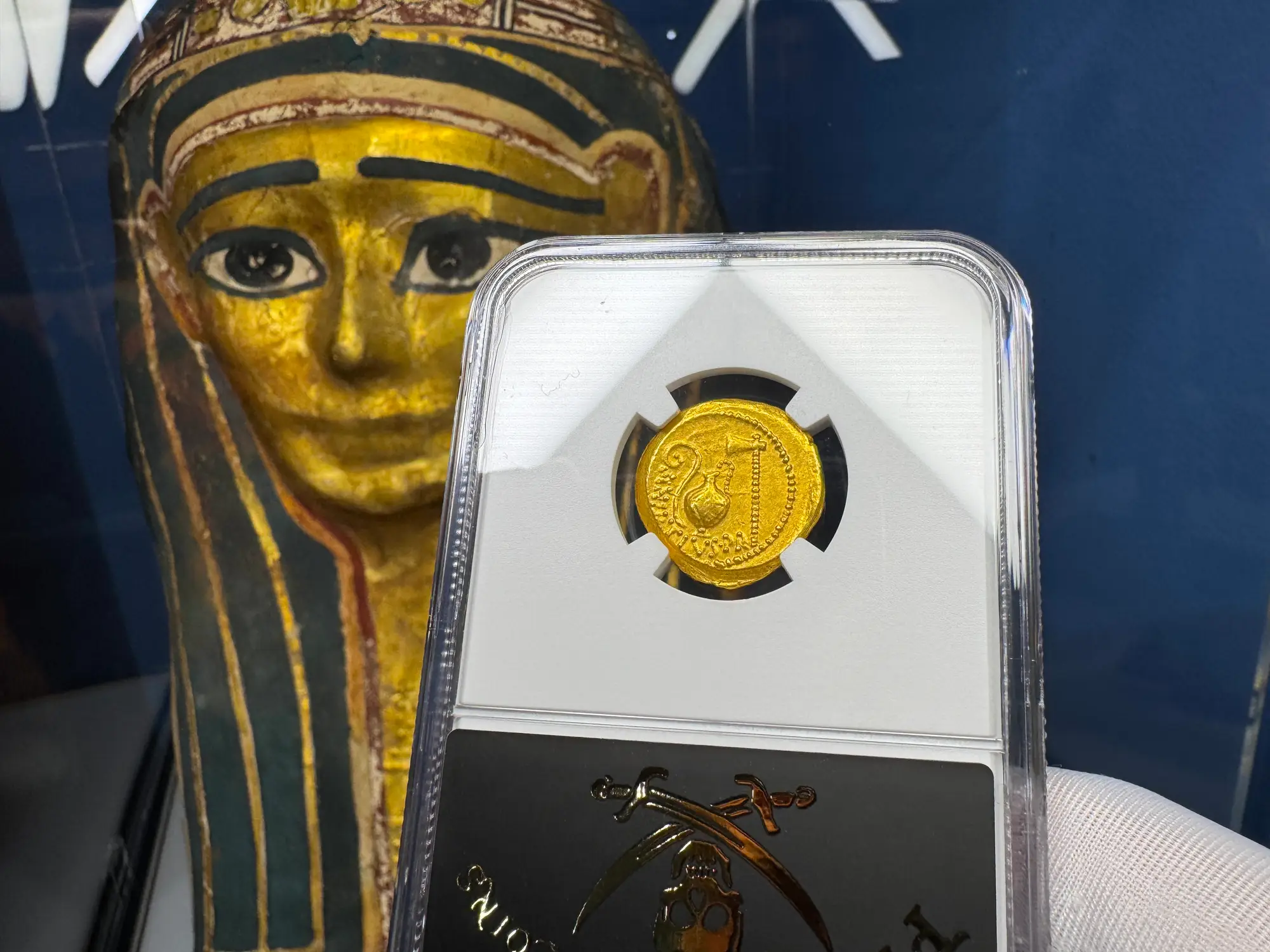 Roman Imperatorial "Julius Caesar" 1st of 12 Caesars NGC AU 17