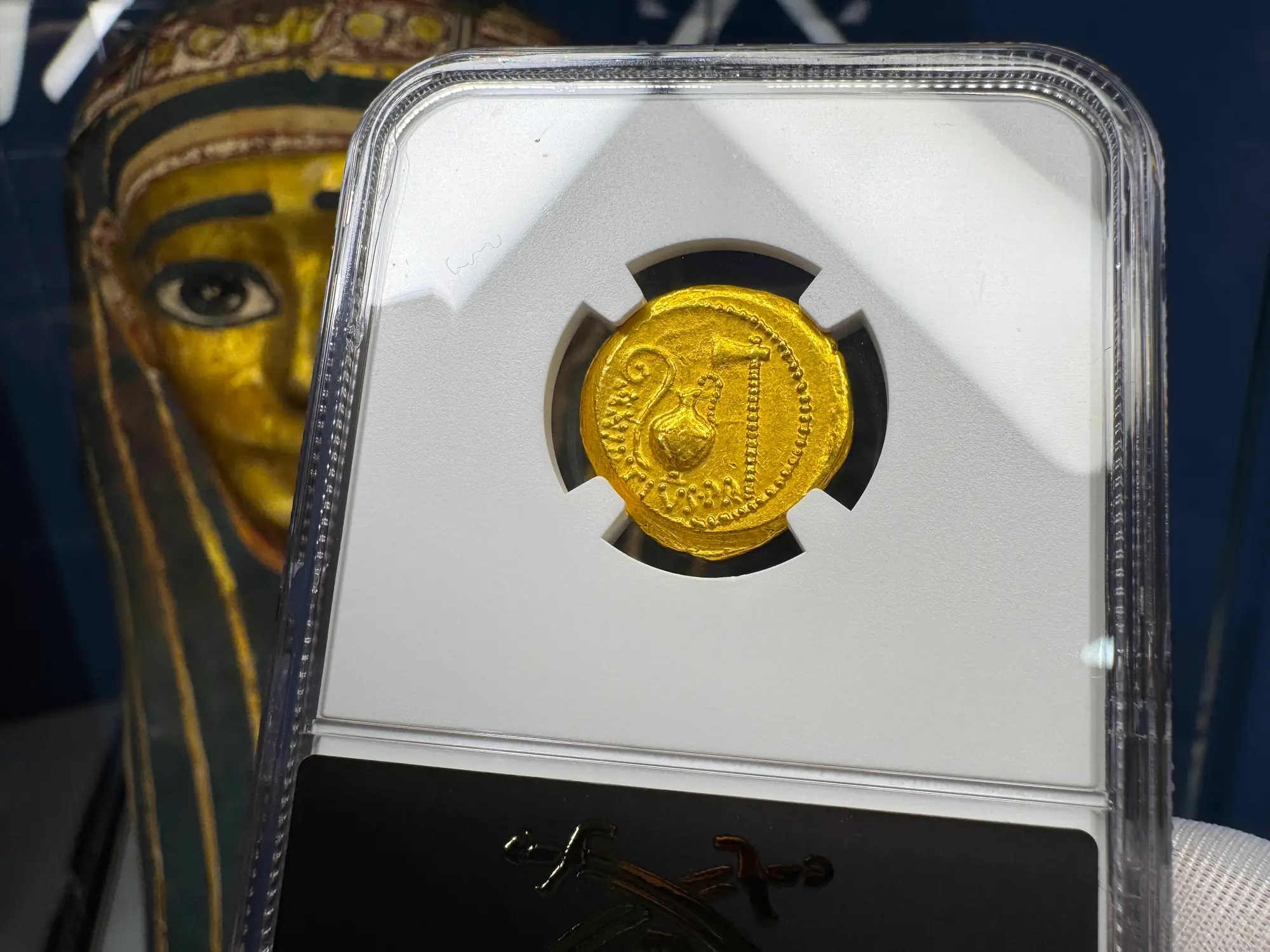 Roman Imperatorial "Julius Caesar" 1st of 12 Caesars NGC AU 5