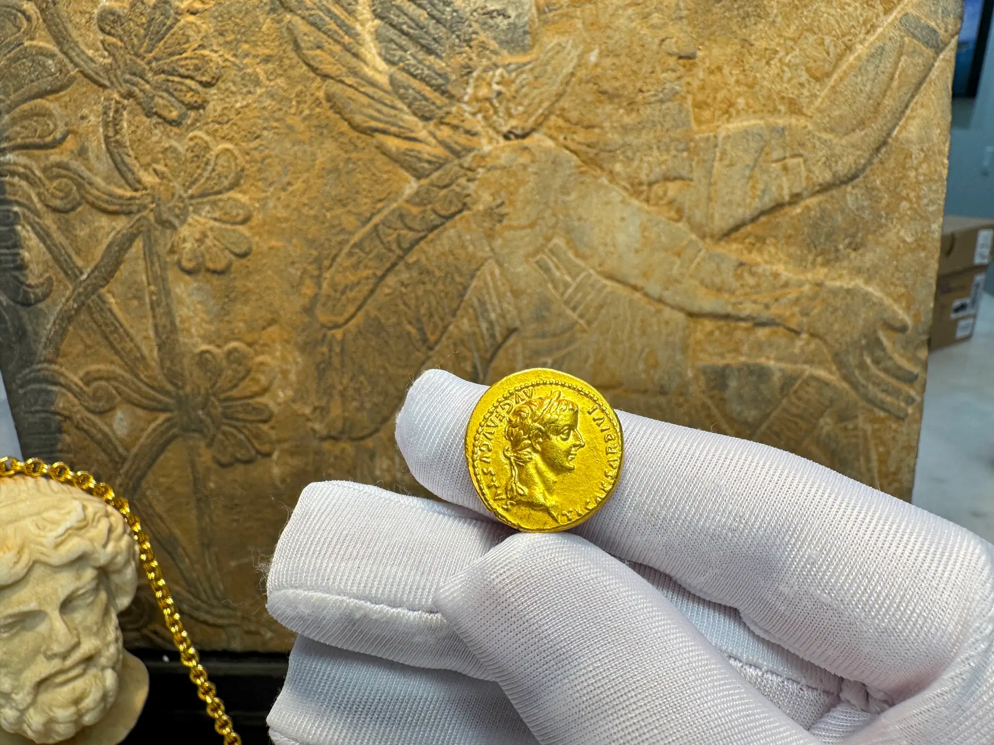 Roman Empire "Tiberius" 3rd of 12 Caesars NGC Ch XF 21