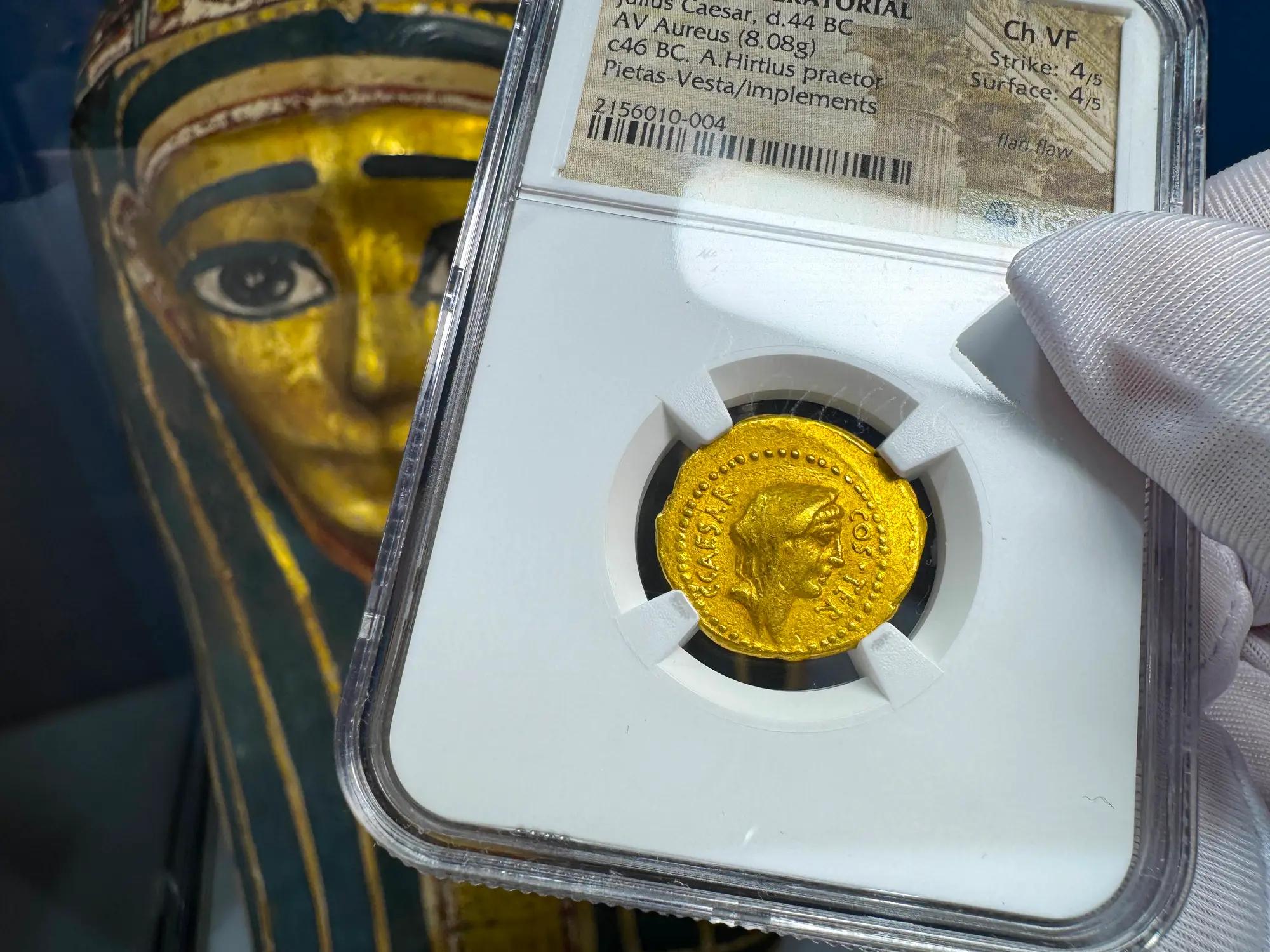 Roman Imperatorial "Julius Caesar" 44BC Aureus NGC Ch VF 3