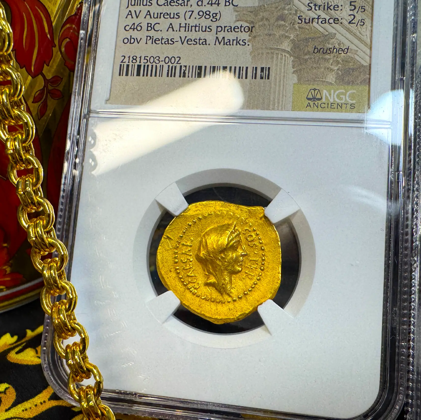 Roman Imperatorial "Julius Caesar" Aureus NGC Ch VF 2