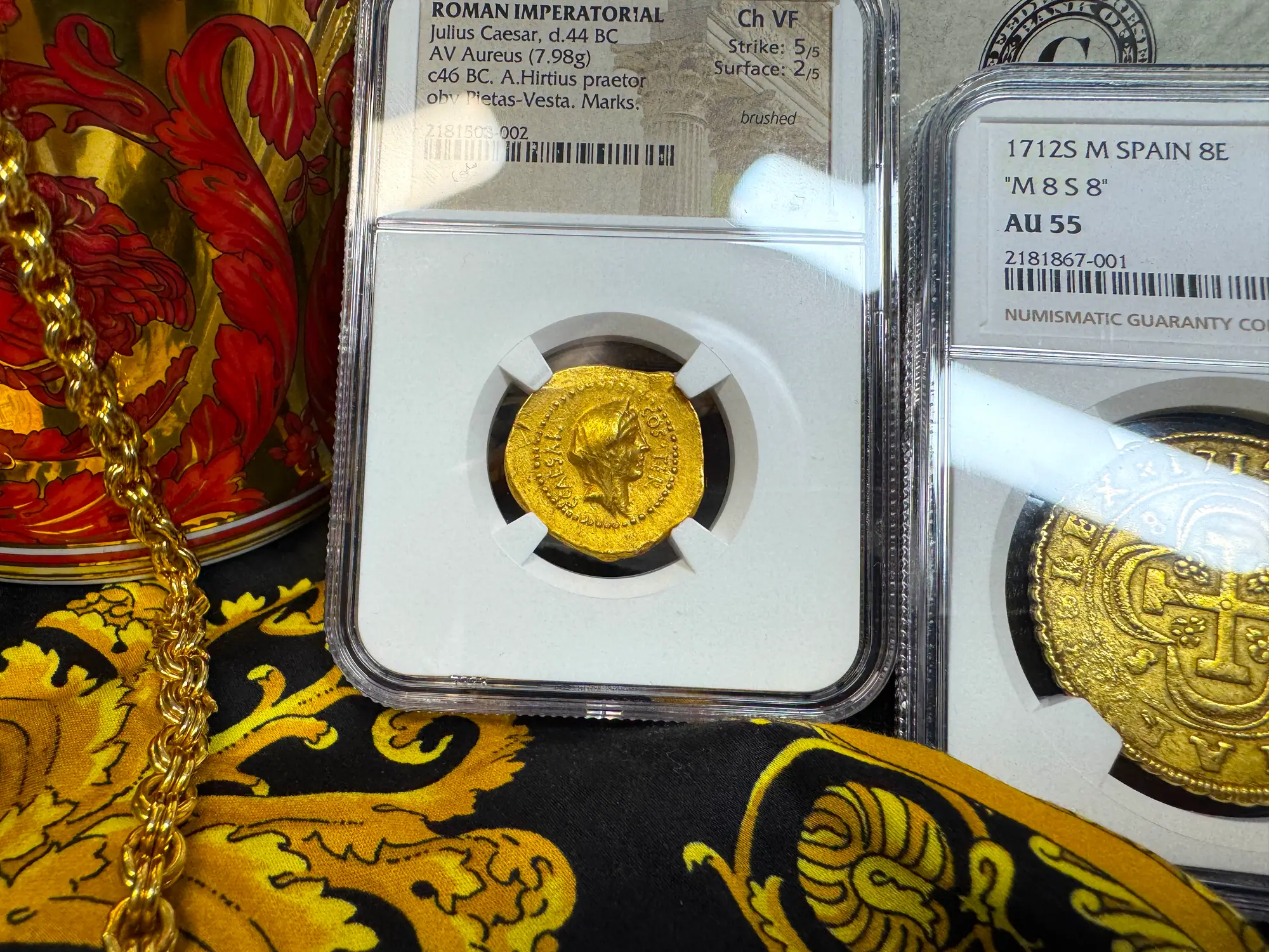 Roman Imperatorial "Julius Caesar" Aureus NGC Ch VF 28