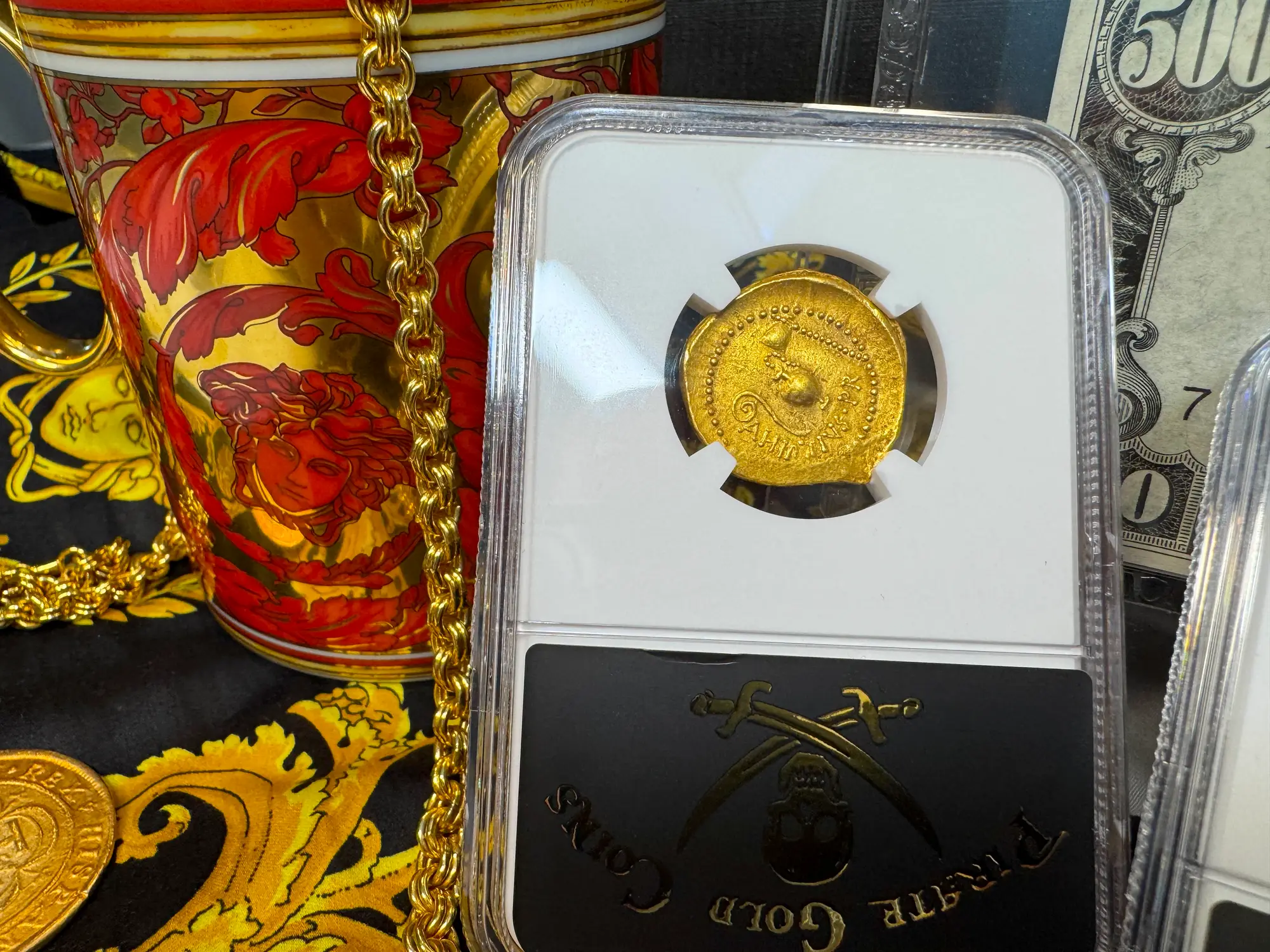 Roman Imperatorial "Julius Caesar" Aureus NGC Ch VF 7