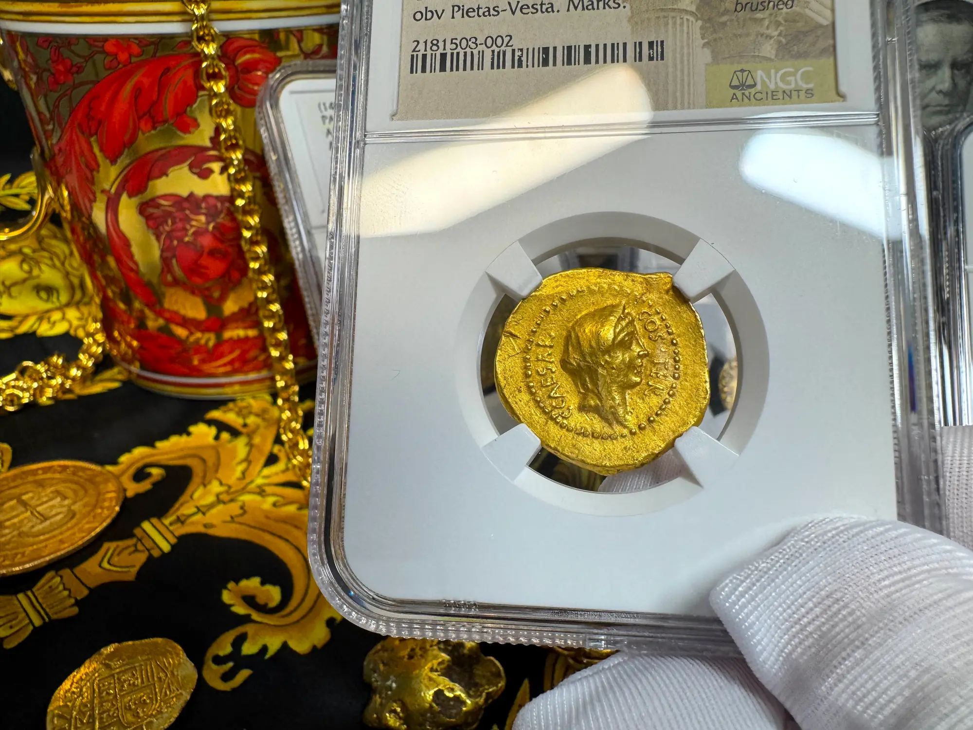 Roman Imperatorial "Julius Caesar" Aureus NGC Ch VF 38