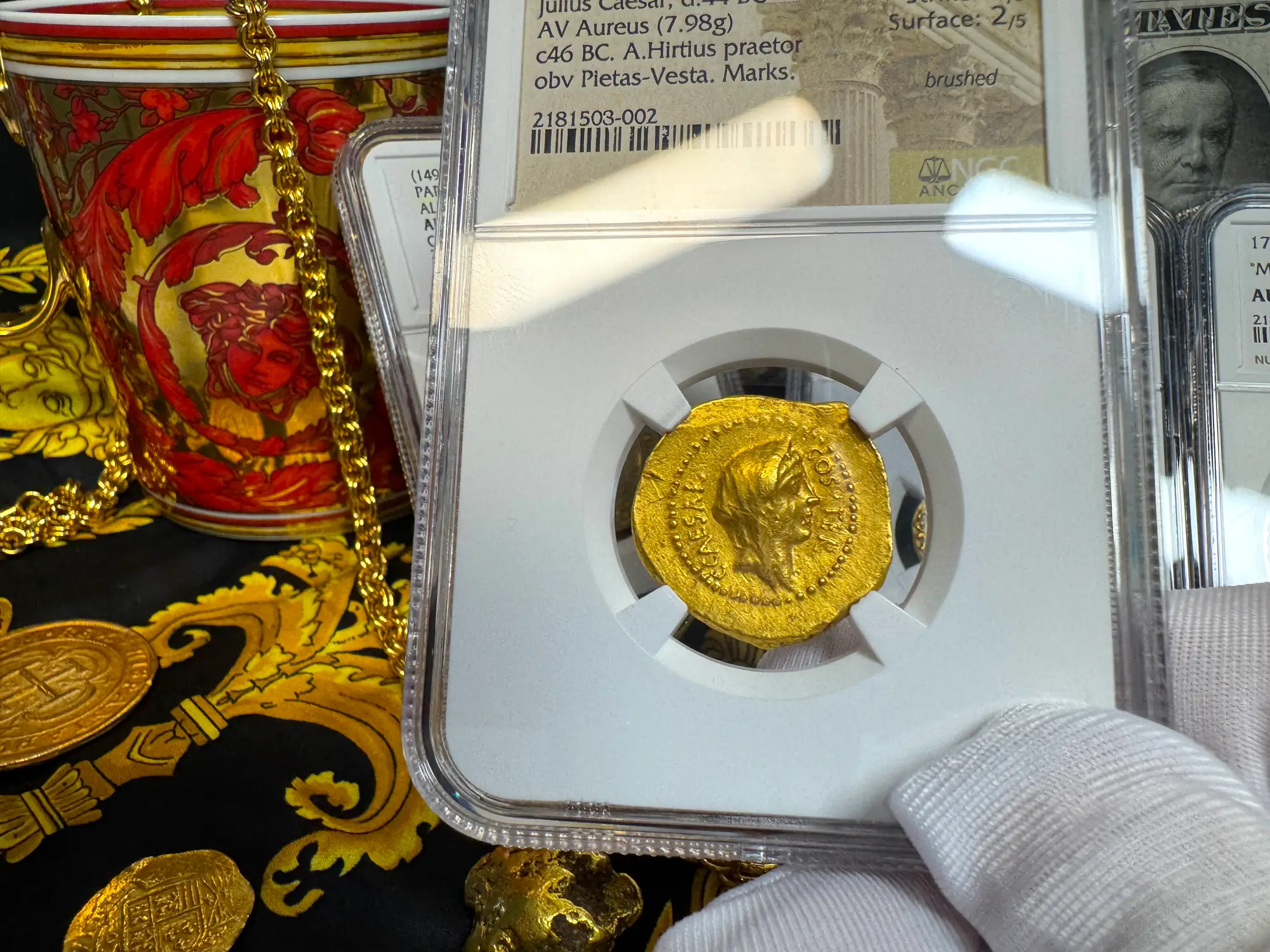 Roman Imperatorial "Julius Caesar" Aureus NGC Ch VF 39