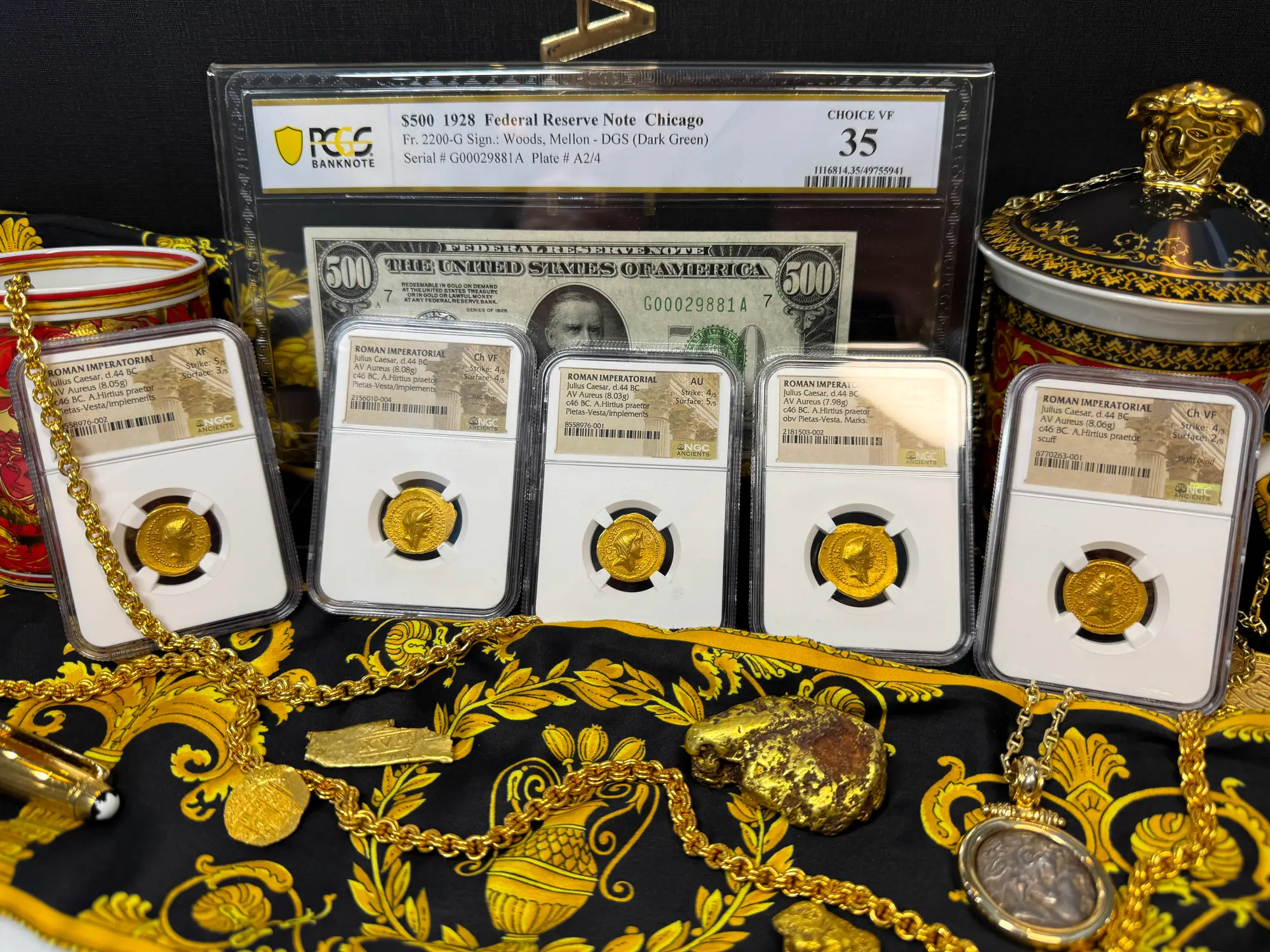 Roman Imperatorial "Julius Caesar" Aureus NGC Ch VF 9