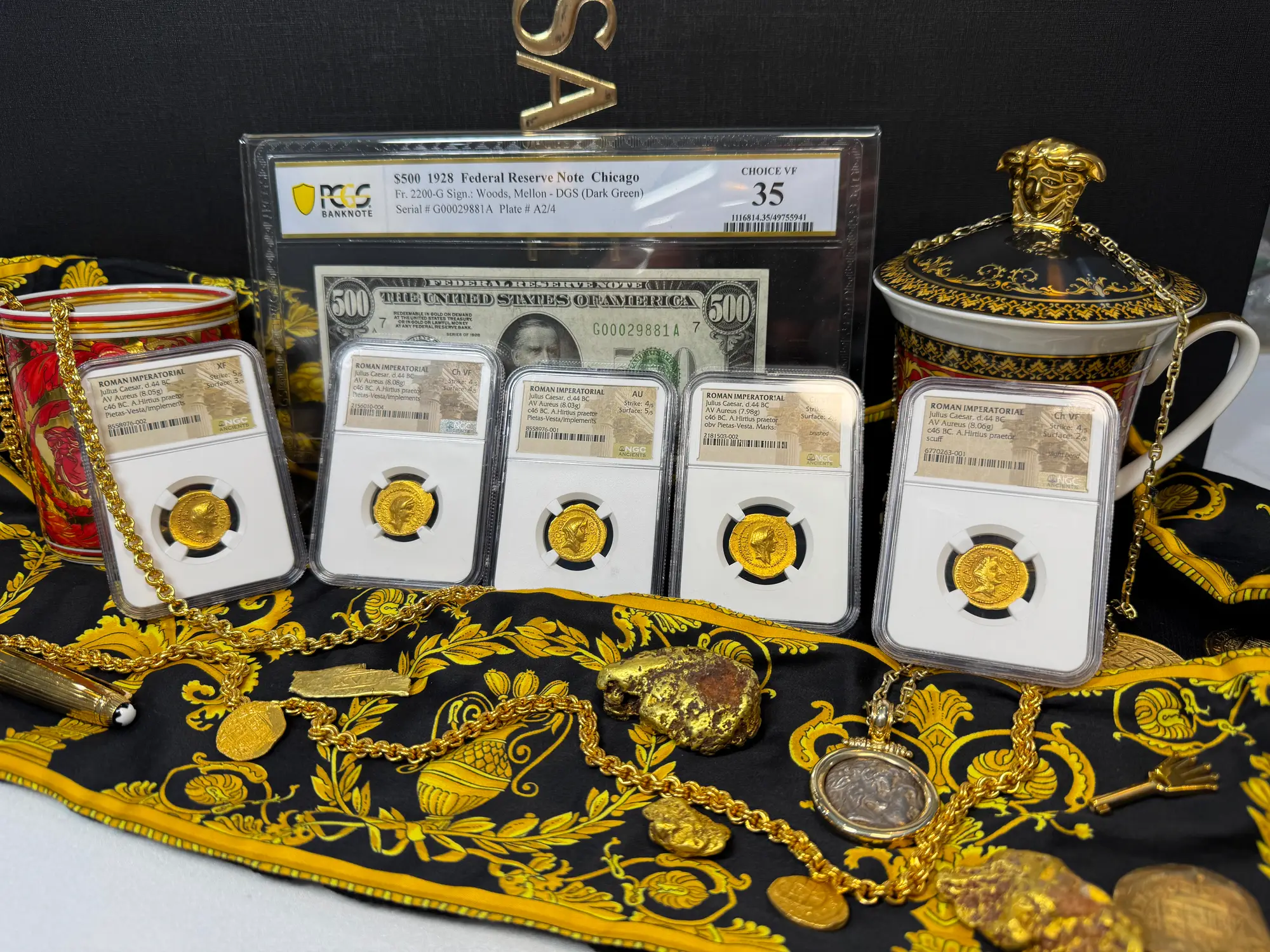 Roman Imperatorial "Julius Caesar" Aureus NGC Ch VF 43