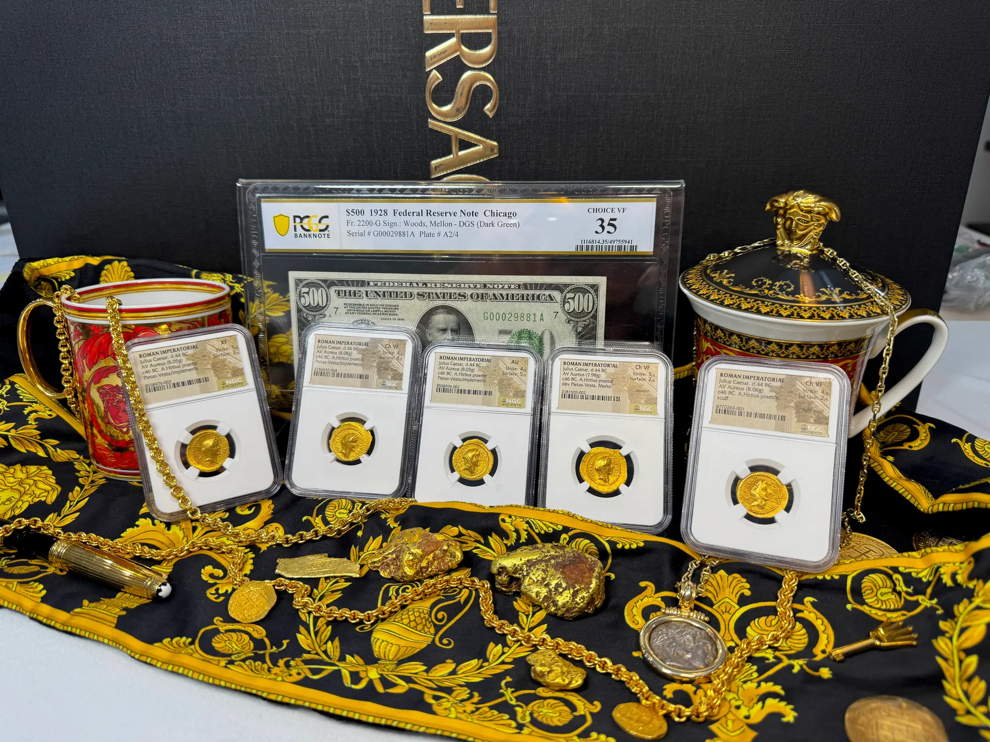 Roman Imperatorial "Julius Caesar" Aureus NGC Ch VF 50