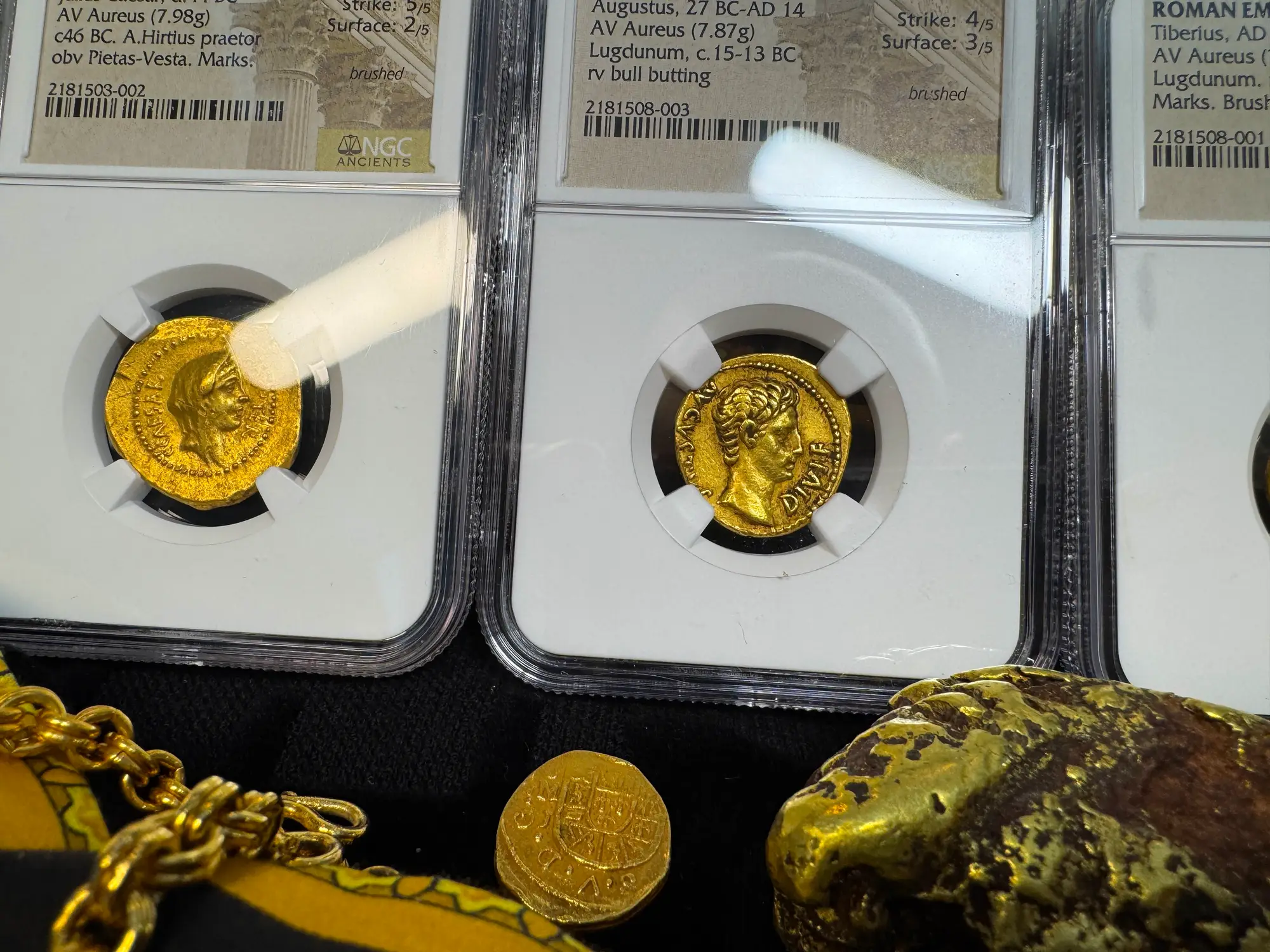 Roman Empire "Augustus | Bull" 27BC Aureus NGC Ch VF 16