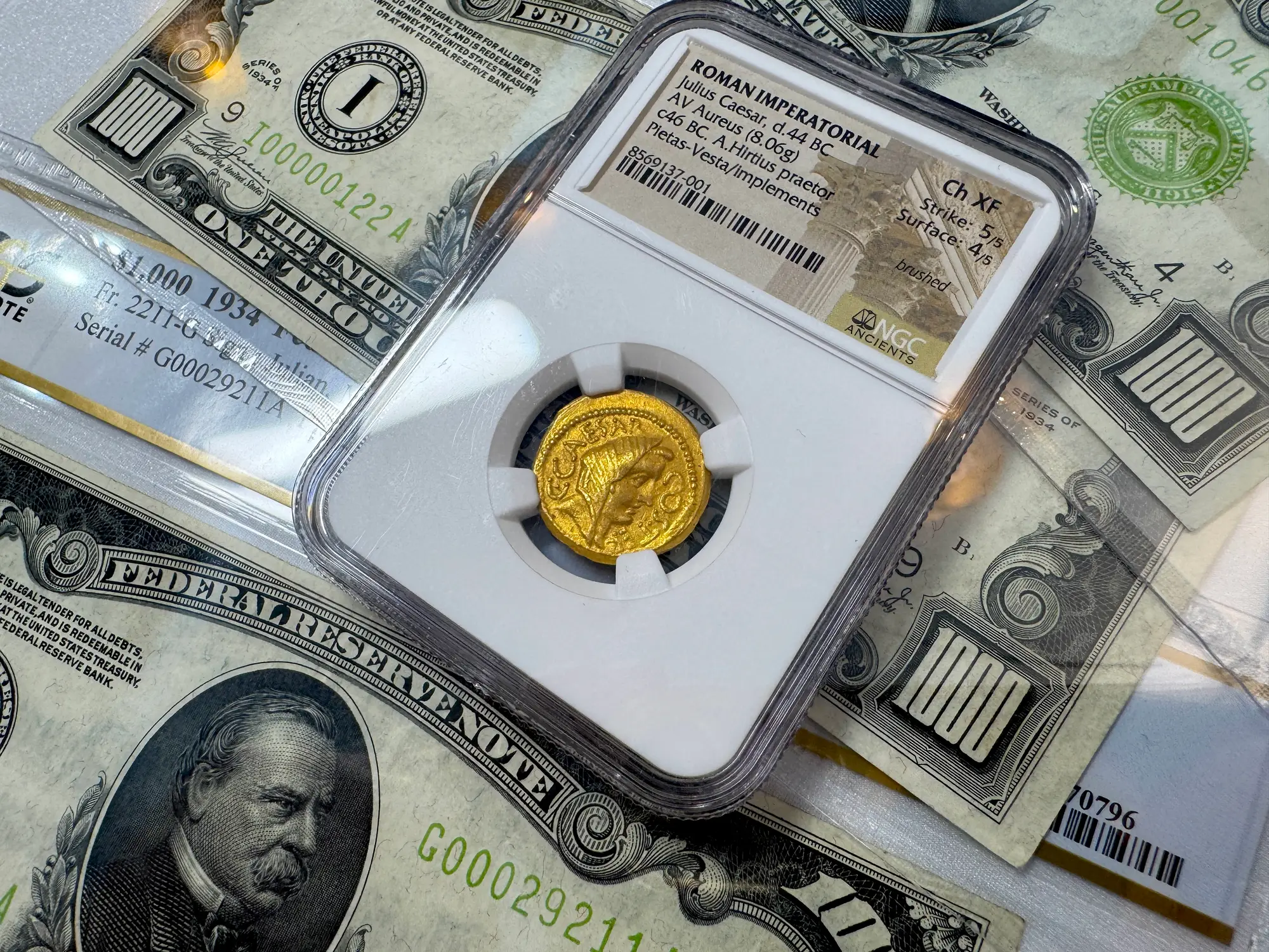 Roman Imperatorial "Julius Caesar" 44BC Aureus NGC Ch XF 12