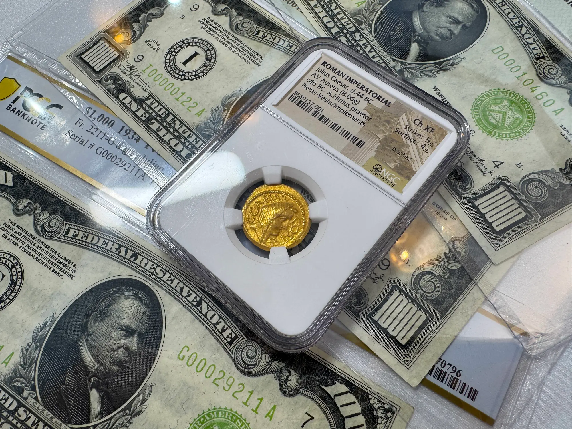 Roman Imperatorial "Julius Caesar" 44BC Aureus NGC Ch XF 13