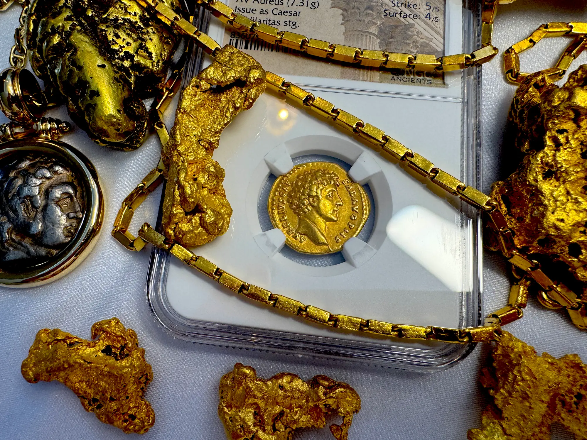 Roman Empire "Marcus Aurelius" 161AD Aureus NGC XF 17