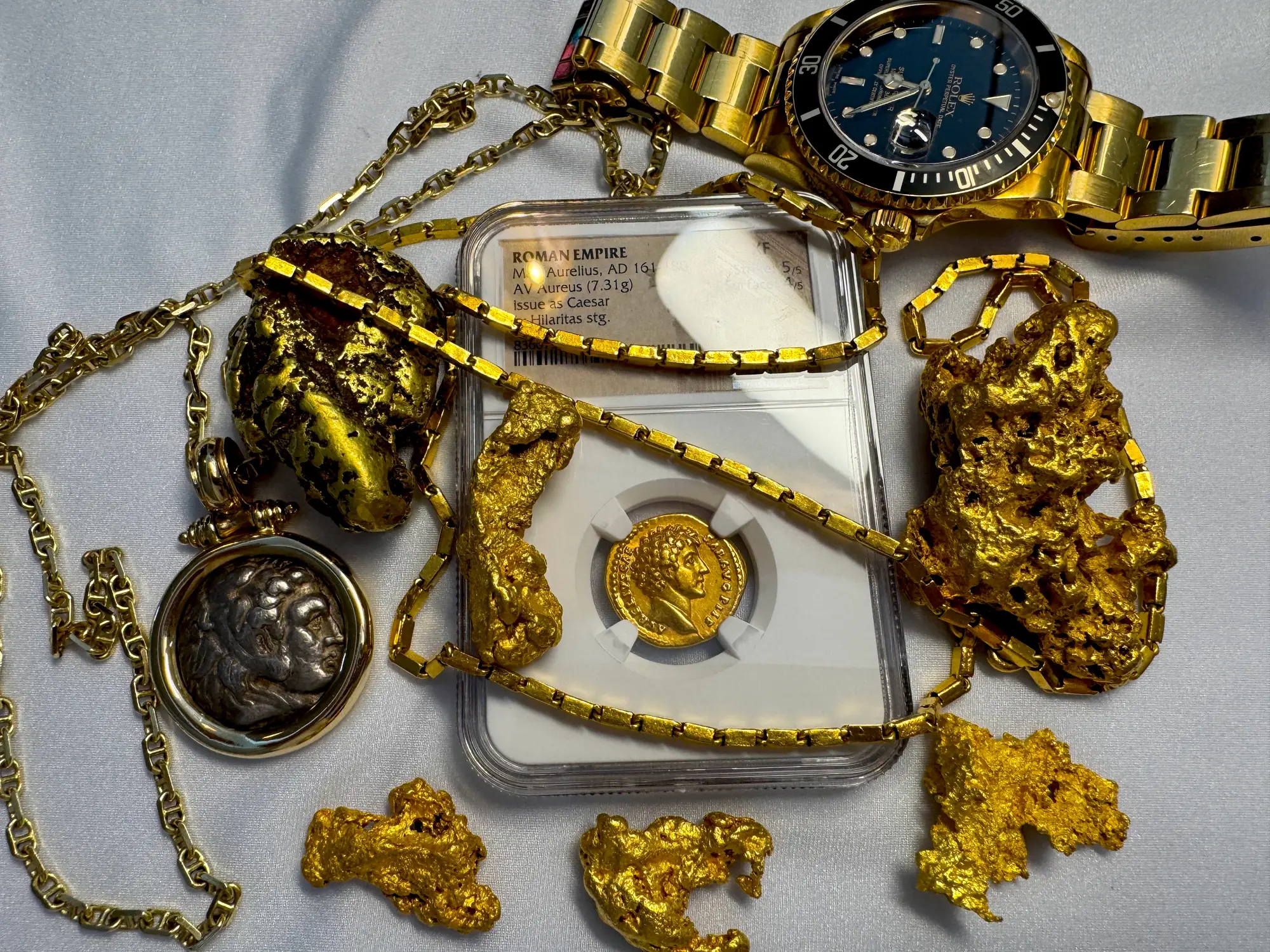 Roman Empire "Marcus Aurelius" 161AD Aureus NGC XF 2