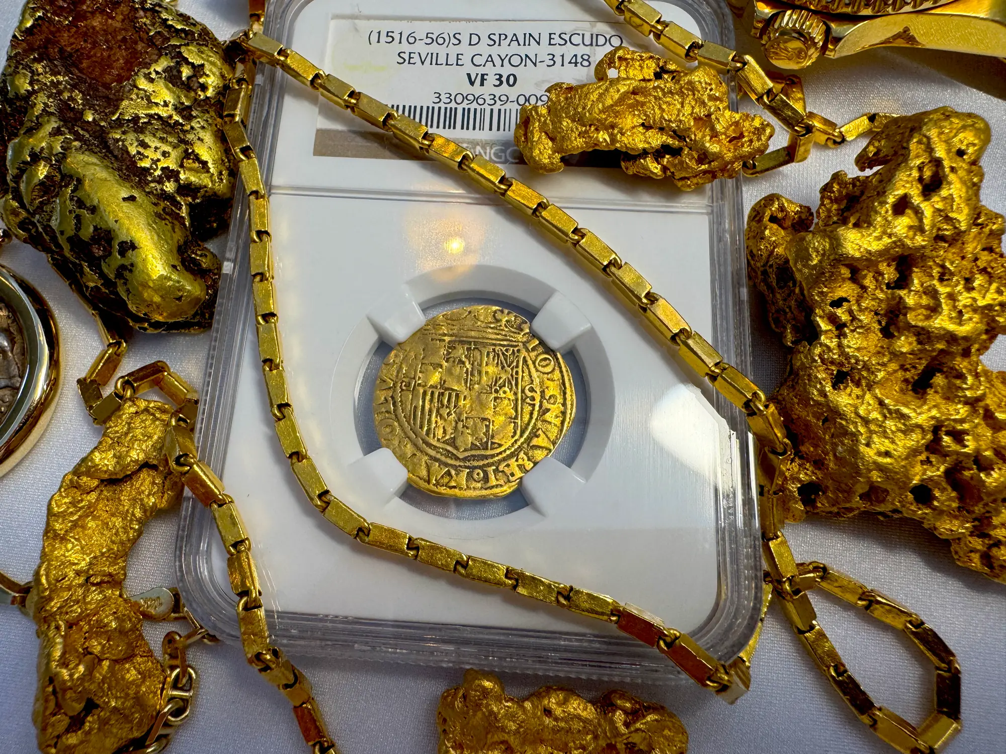 Spain 1 Escudo 1516-56 "Charles & Joanna" NGC 30 17
