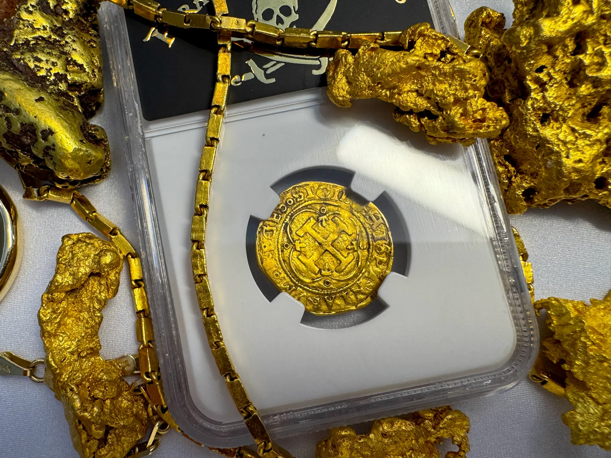 Spain 1 Escudo 1516-56 "Charles & Joanna" NGC 30 7