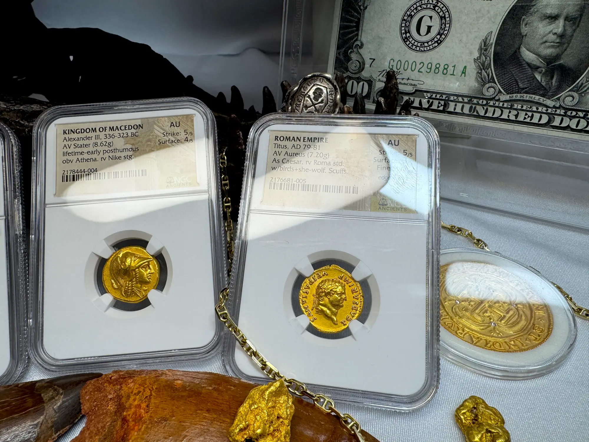 Roman Empire "Titus" 79AD Aureus NGC AU 5x3 Fine Style 21