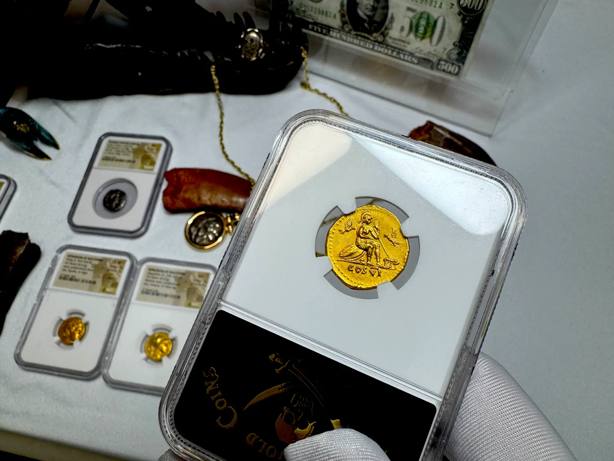 Roman Empire "Titus" 79AD Aureus NGC AU 5x3 Fine Style 34