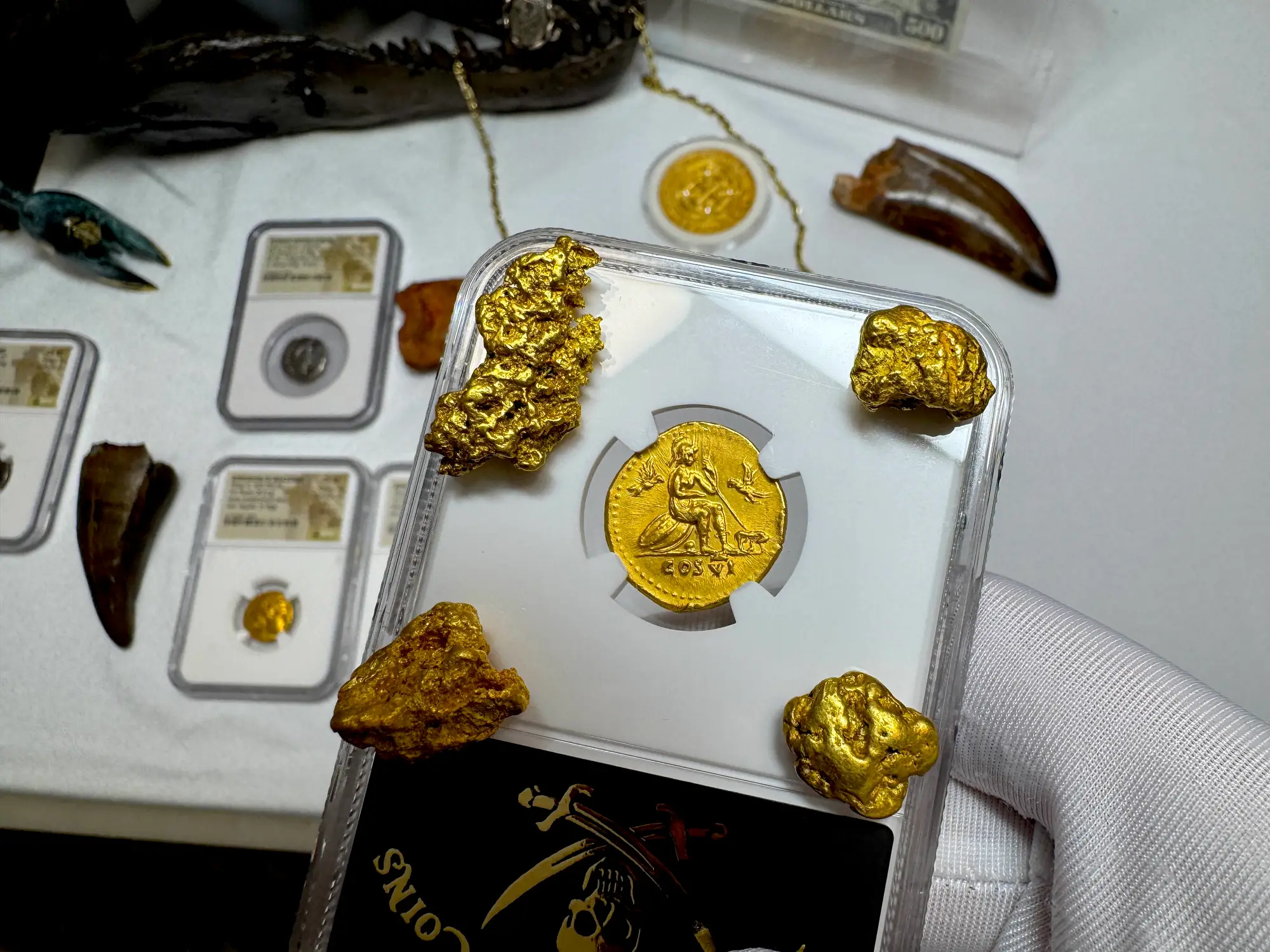 Roman Empire "Titus" 79AD Aureus NGC AU 5x3 Fine Style 19