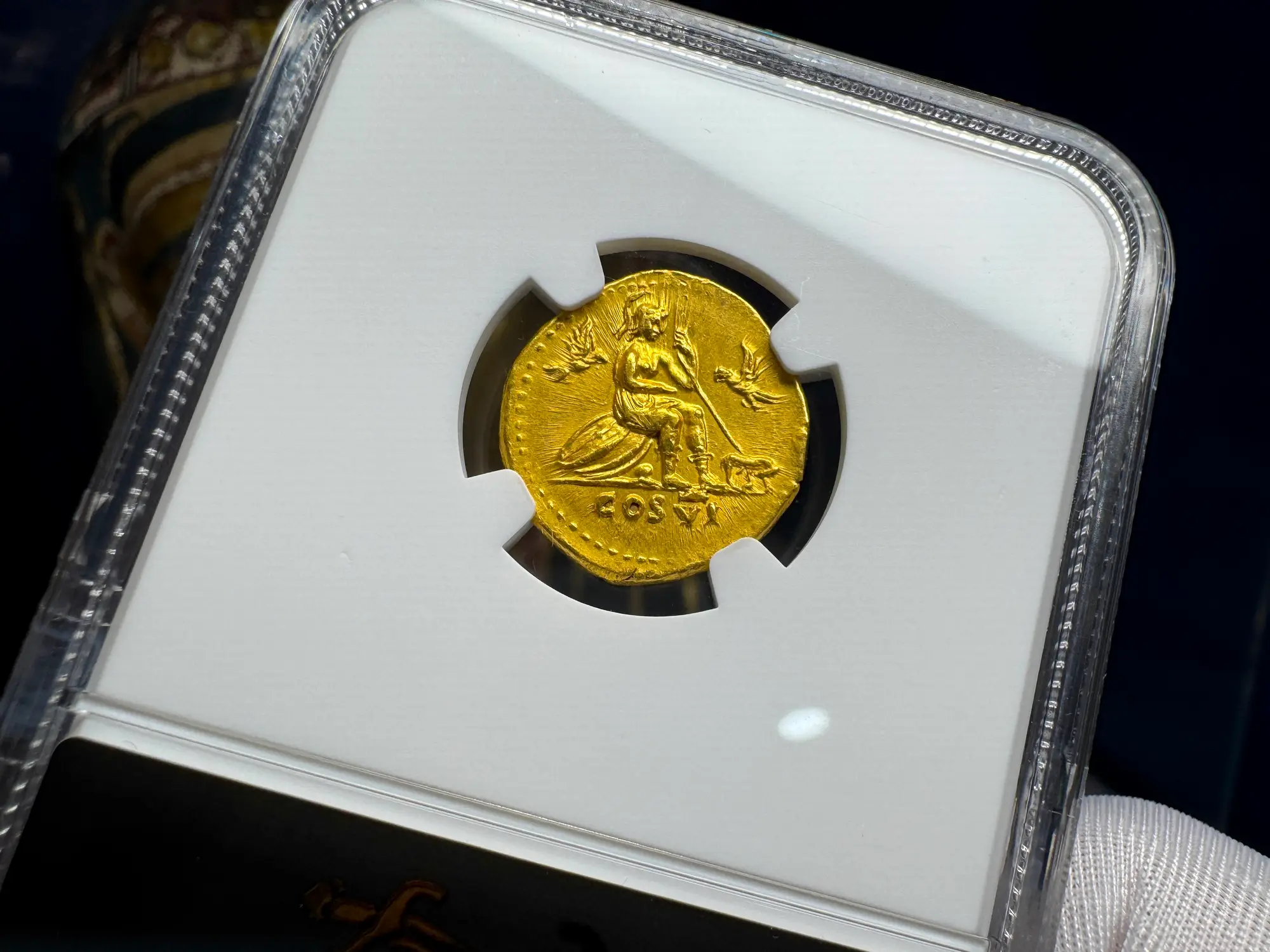 Roman Empire "Titus" 79AD Aureus NGC AU 5x3 Fine Style 28