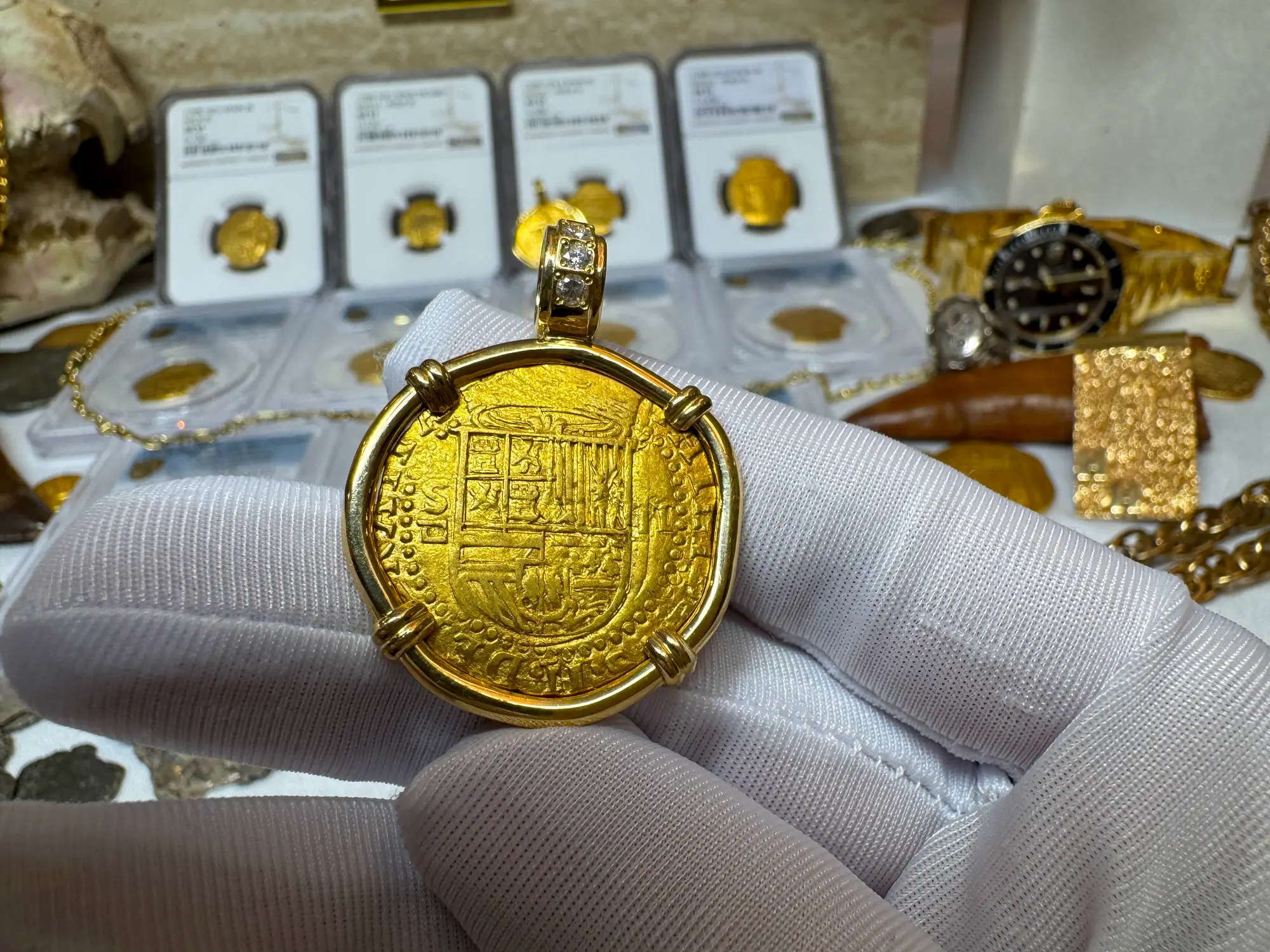 Spain 2 Escudos 1556-98 Diamond Bail  24