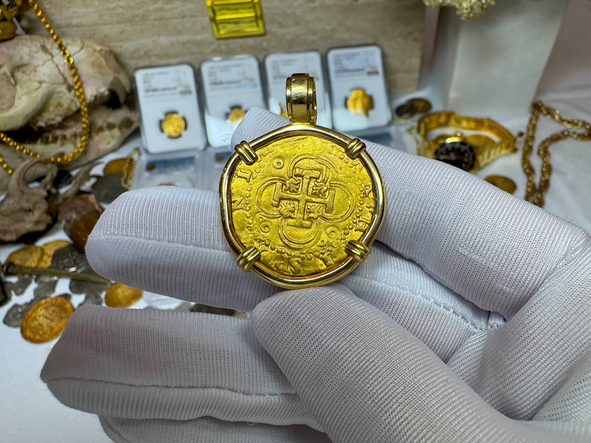 Spain 2 Escudos 1556-98 Diamond Bail  11