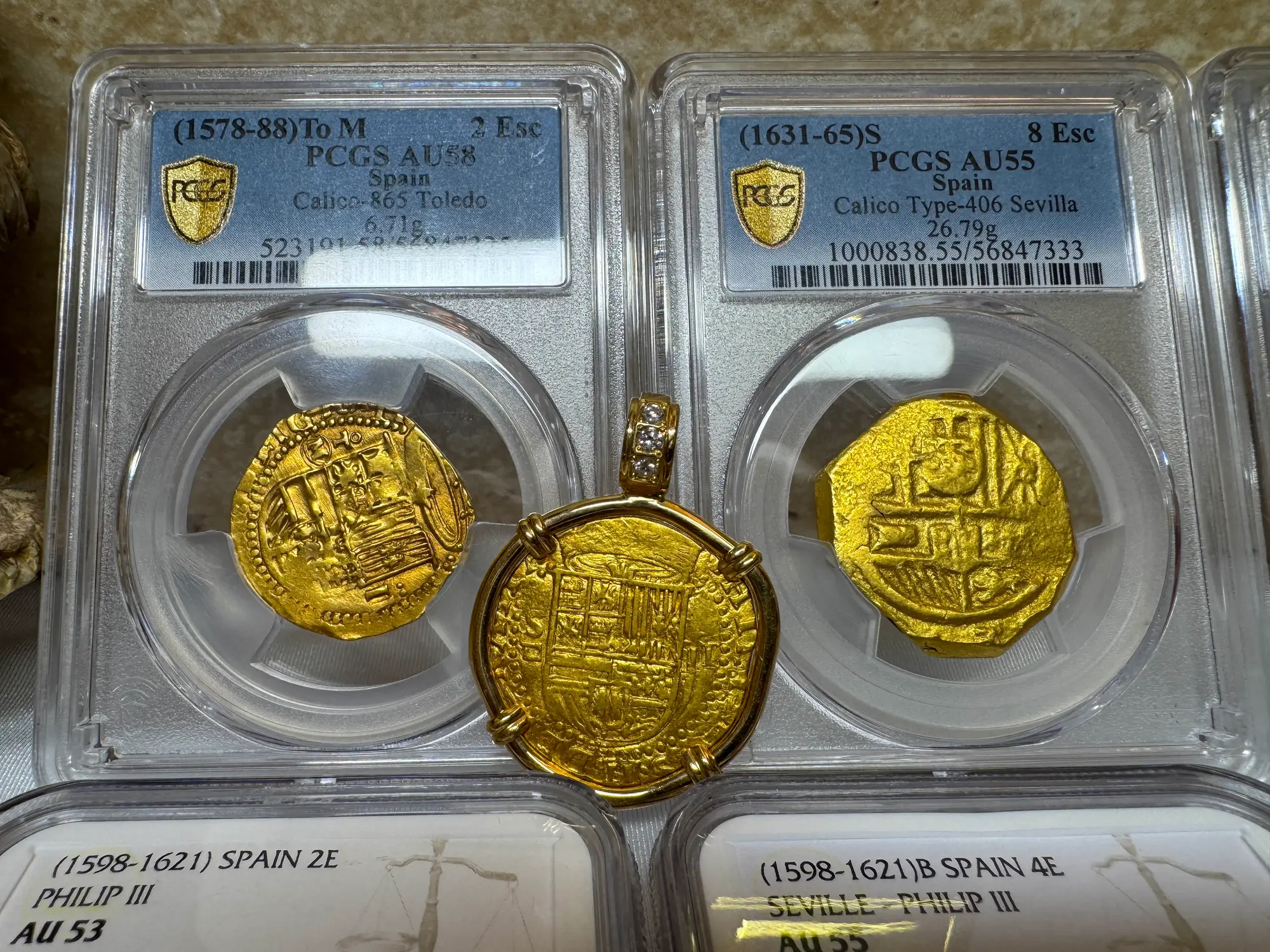 Spain 2 Escudos 1556-98 Diamond Bail  2