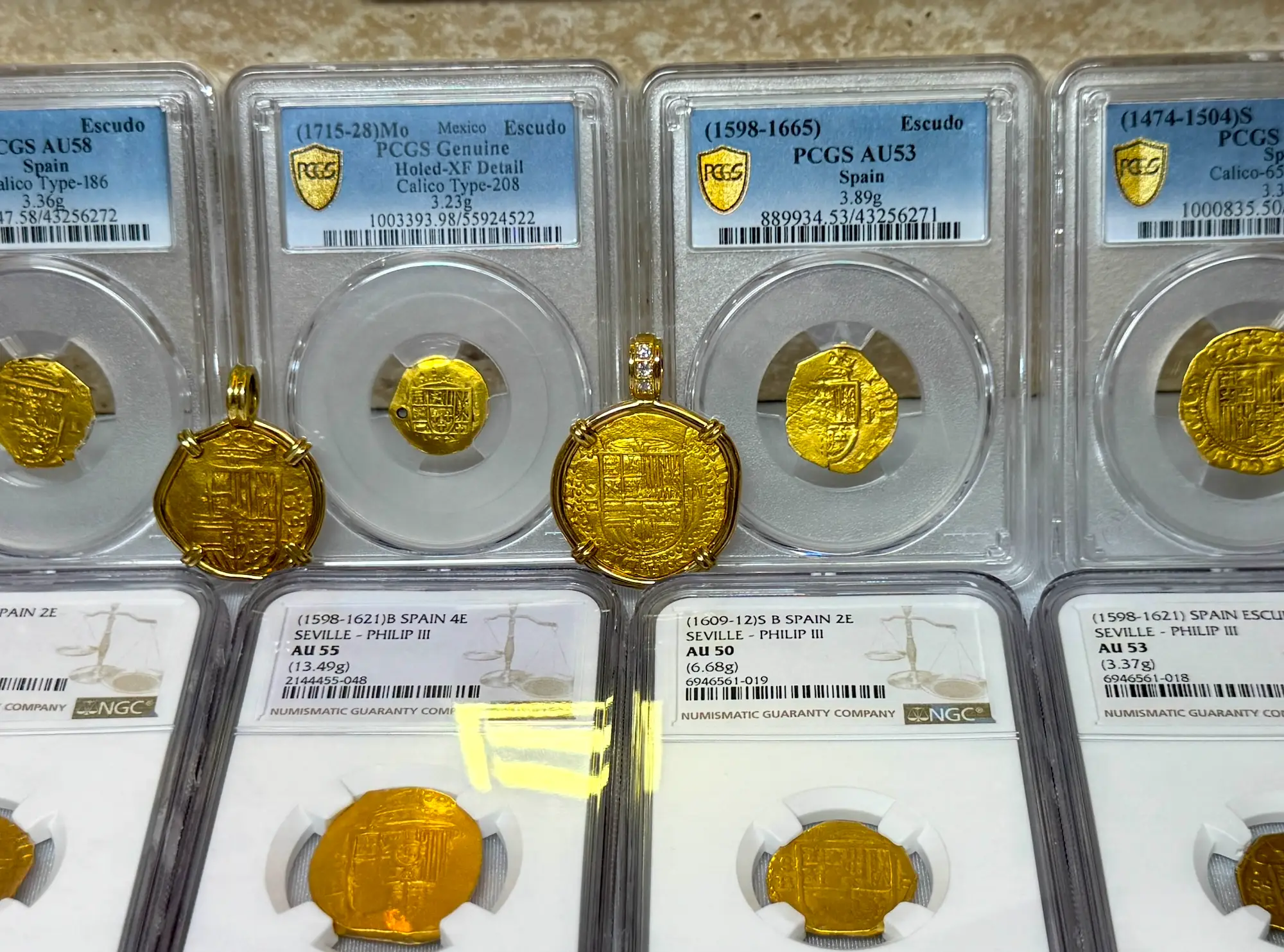 Spain 2 Escudos 1556-98 Diamond Bail  14