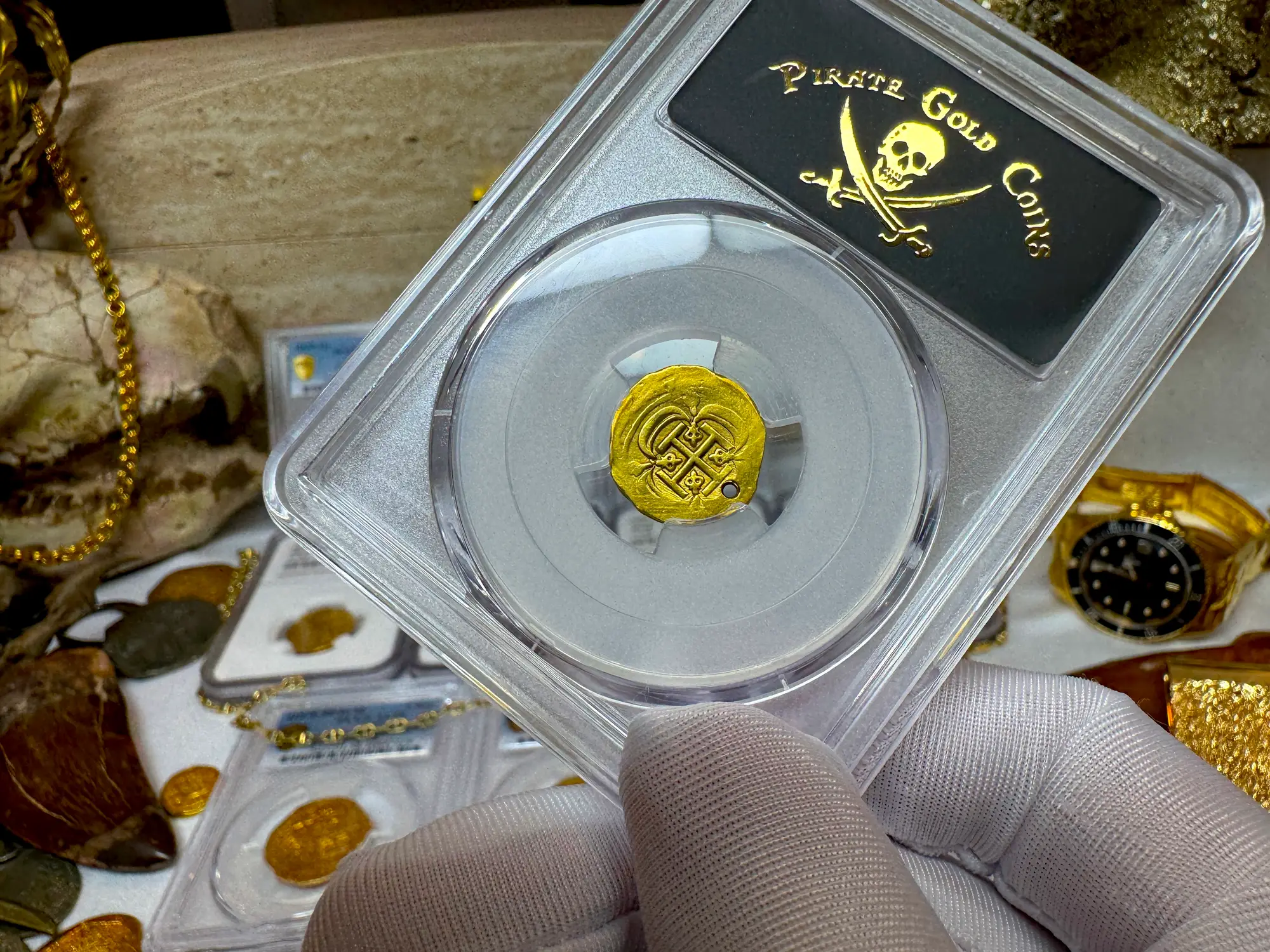 Mexico 1 Escudo 1715-28 "Perfect Pendant Piece" PCGS 11