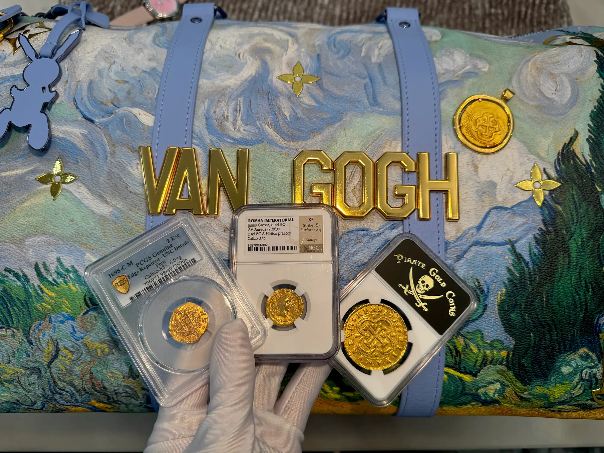 Mexico 8 Escudos 1714 "Philip V" Pendant 11