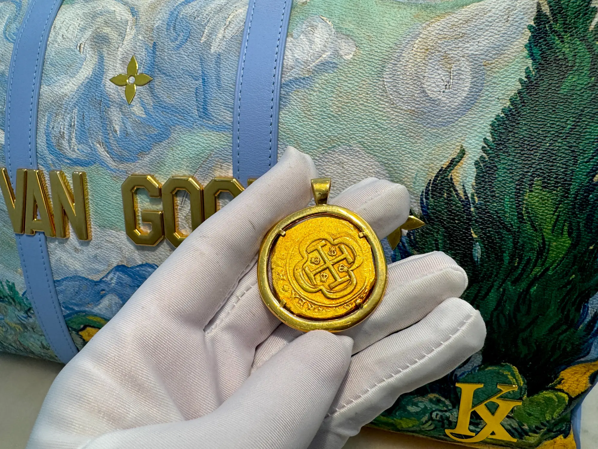 Mexico 8 Escudos 1714 "Philip V" Pendant 13