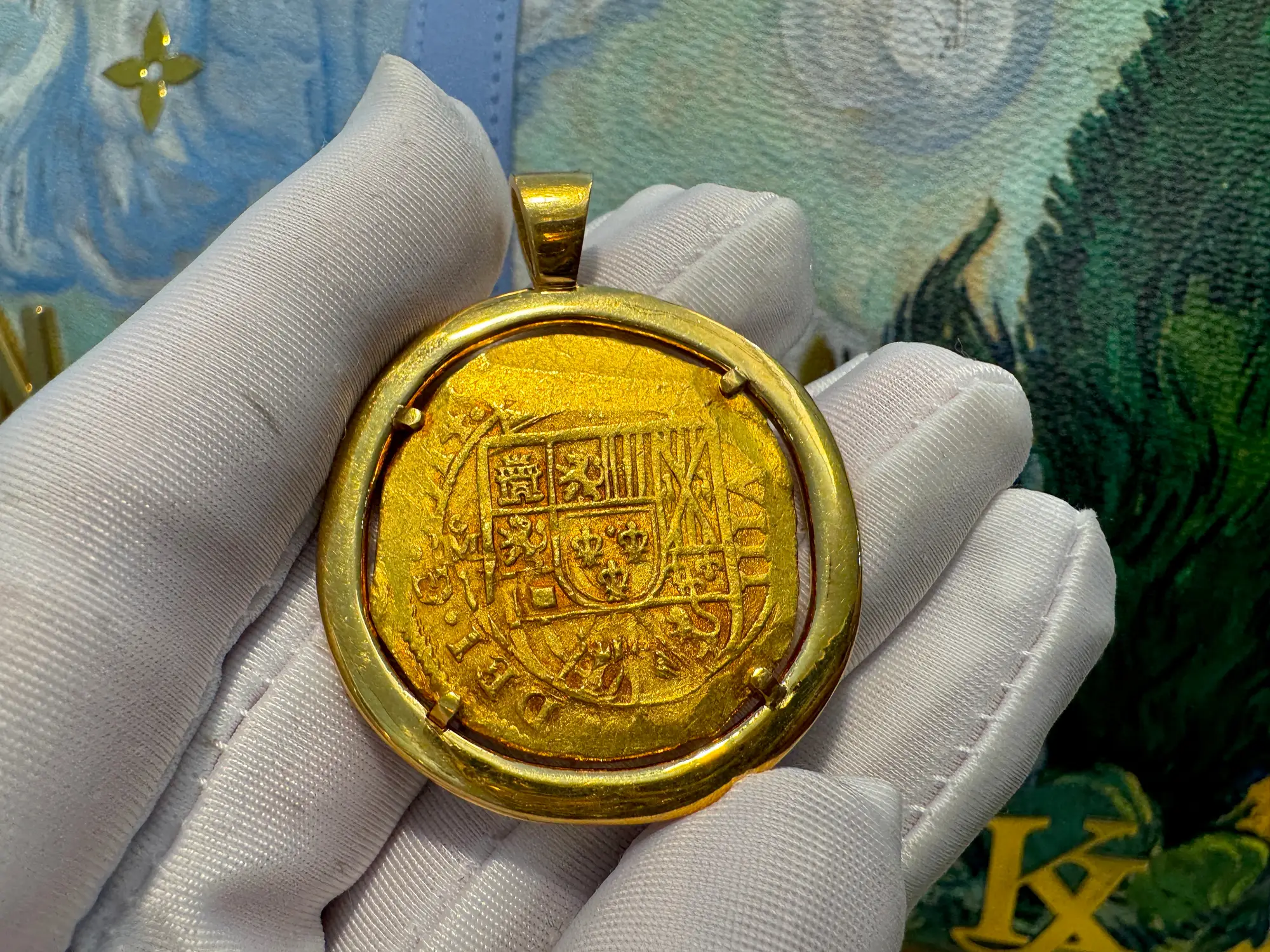 Mexico 8 Escudos 1714 "Philip V" Pendant 5