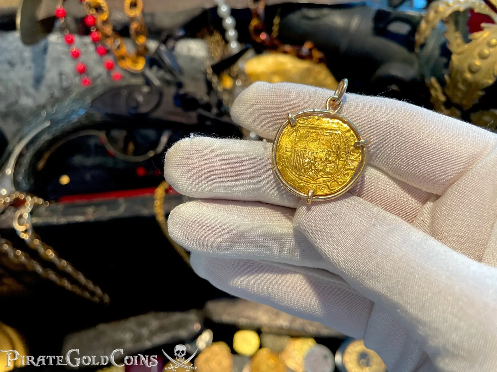 Spain 1 Escudo 1516-56 "Joanna" Pendant Neckalce 2