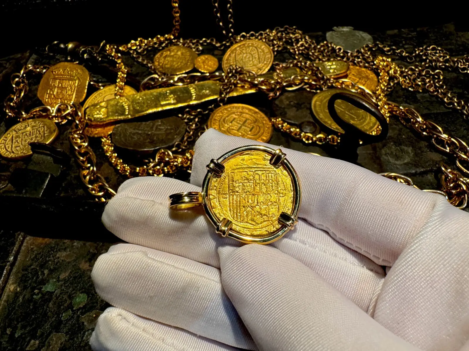 Spain 1 Escudo 1516-56 "Charles & Joanna" Pendant Necklace 11