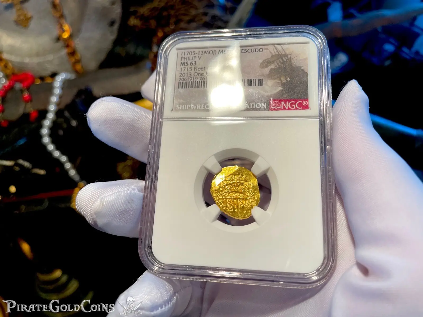 Mexico 1 Escudo 1705 "1 Escudo Pile~ 1715 Fleet Shipwreck" NGC 63  7
