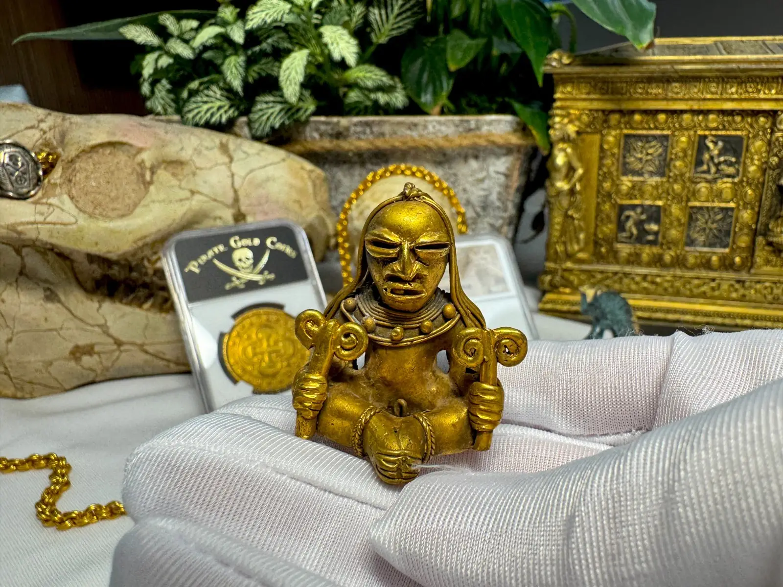  Tumbaga Pre-Colombian Seated Figure 1000-1500AD 9