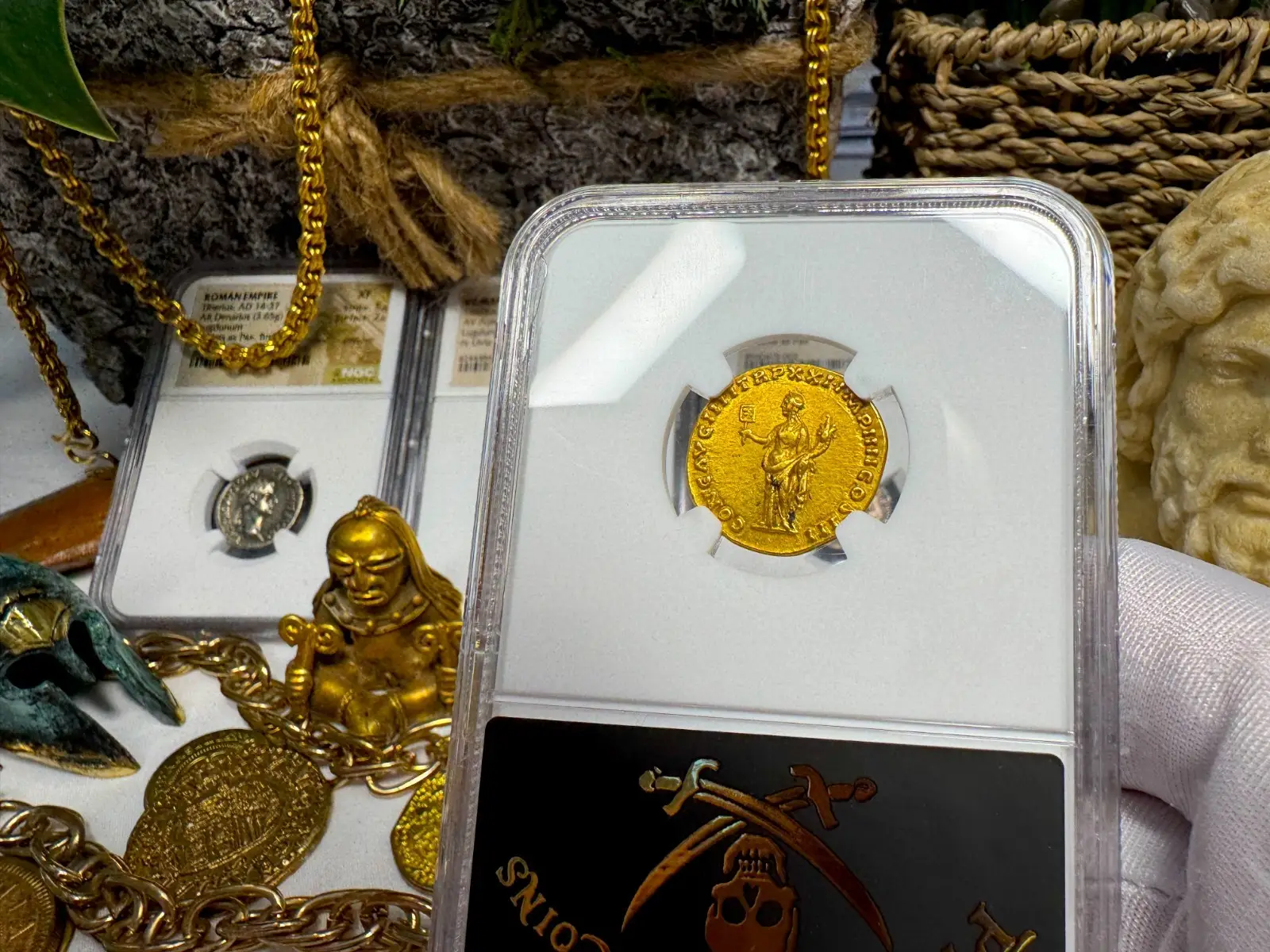 Roman Empire Marcus Aurelius "5th of 5 Emperors" Aureus NGC Ch XF #243-001 11