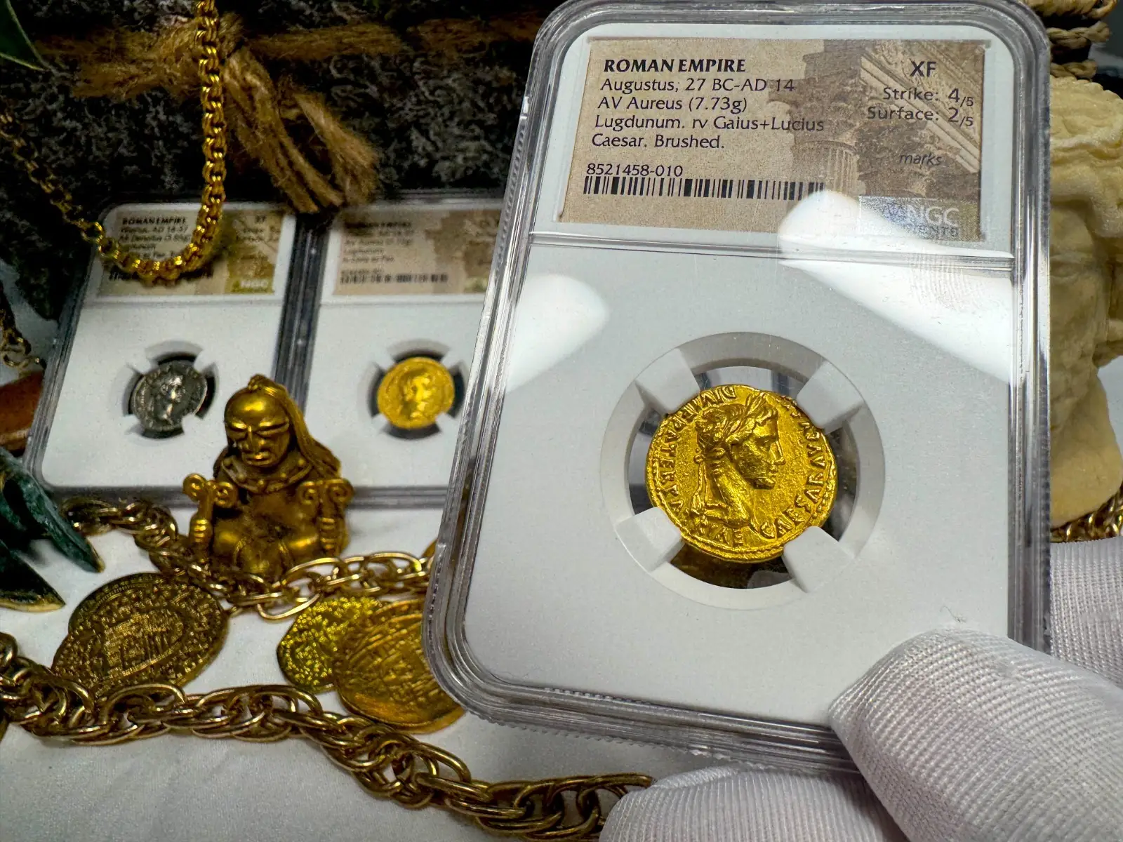 Roman Empire "Augustus 2nd of 12 Caesars" 27BC Aureus NGC XF #458-010 20