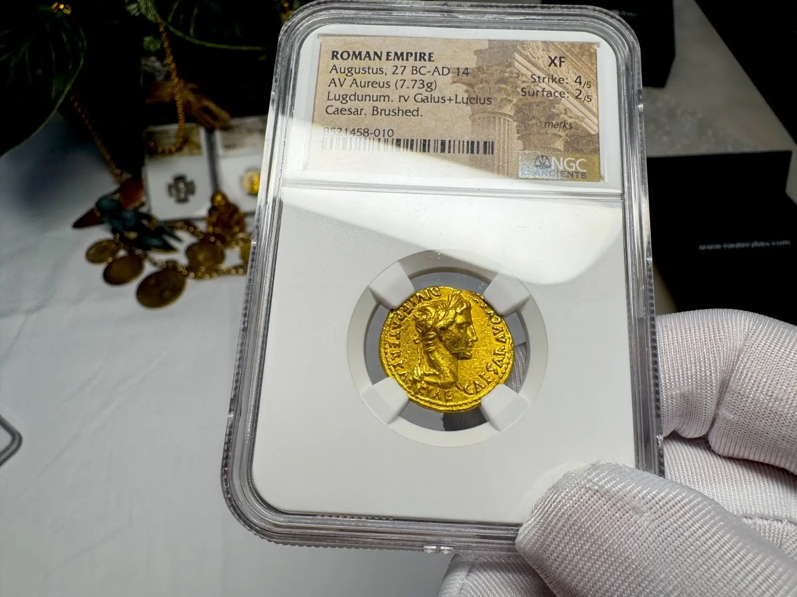 Roman Empire "Augustus 2nd of 12 Caesars" 27BC Aureus NGC XF #458-010 23