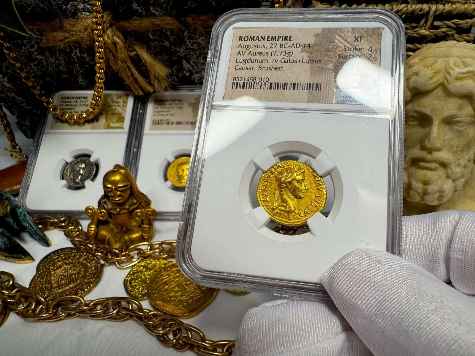 Roman Empire "Augustus 2nd of 12 Caesars" 27BC Aureus NGC XF #458-010 18