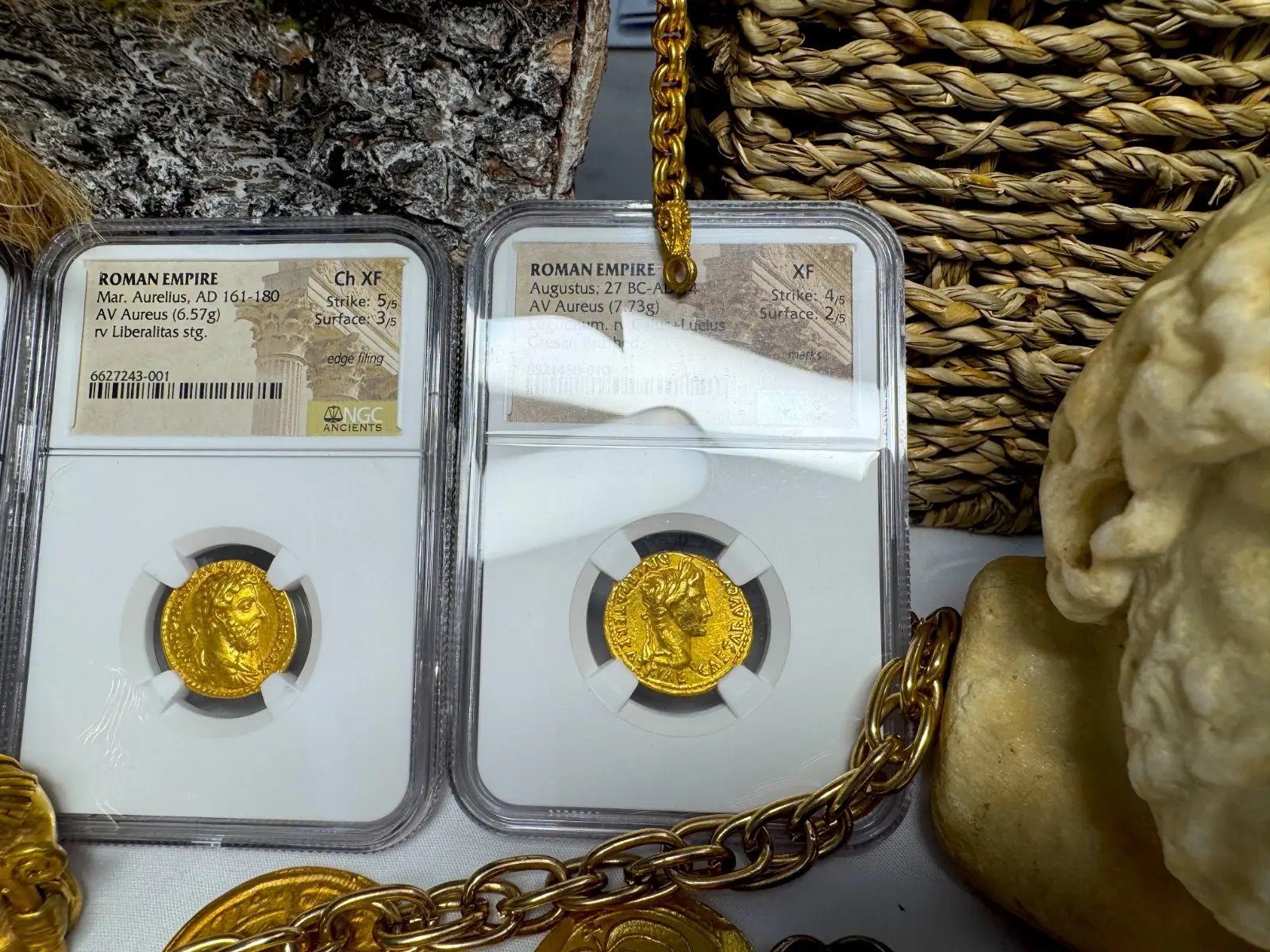 Roman Empire "Augustus 2nd of 12 Caesars" 27BC Aureus NGC XF #458-010 22
